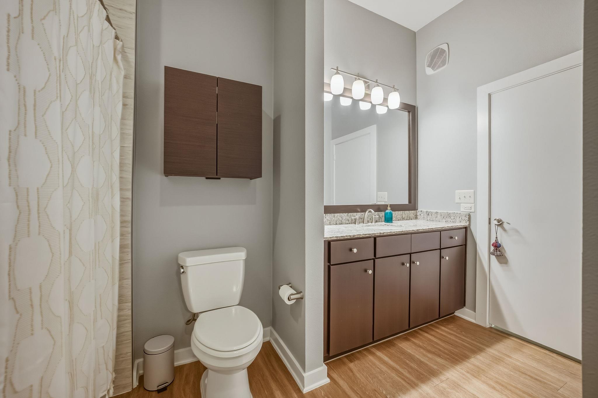 1900 Barton Springs Rd # 2006, Austin, TX 78704