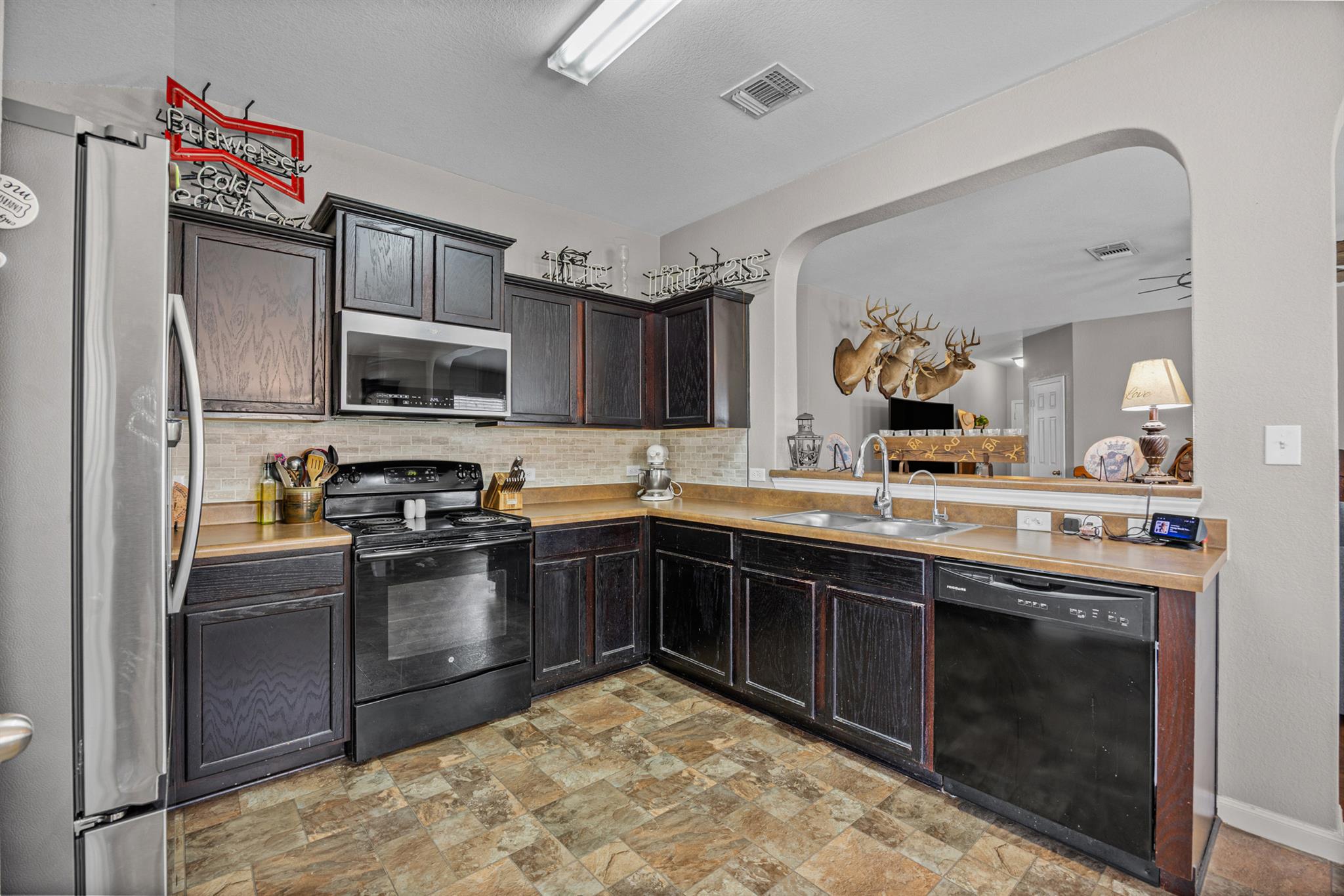 1513 Monte Vista Dr, Lockhart, TX 78644