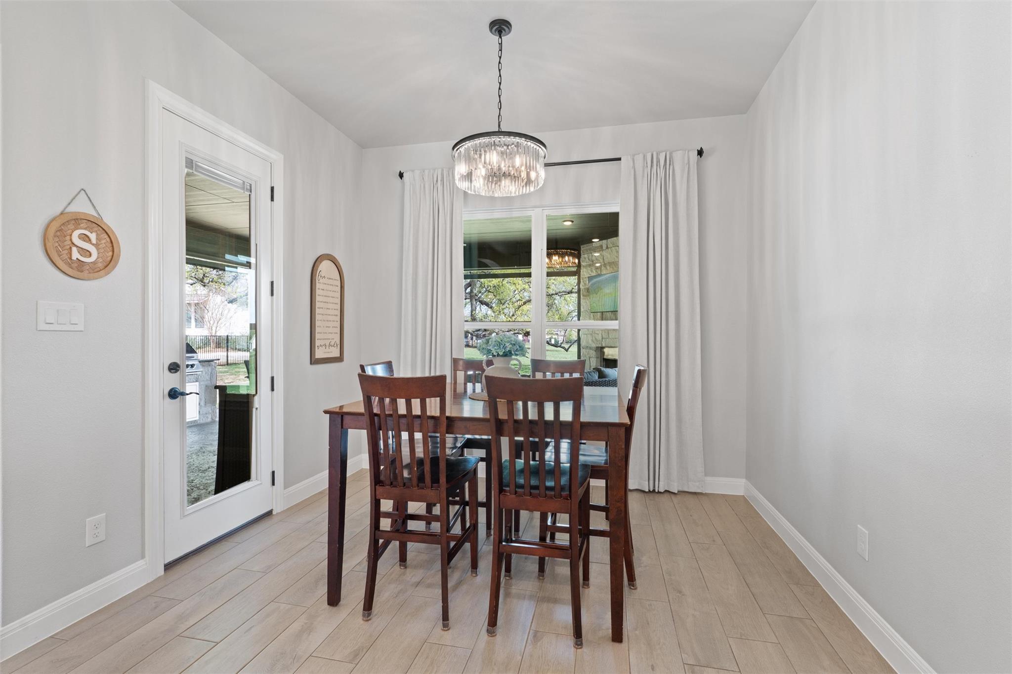 210 Miranda Way, Georgetown, TX 78633