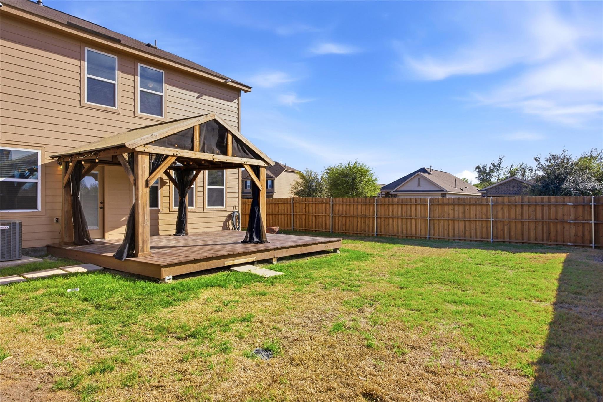 1728 Amy Dr, Kyle, TX 78640