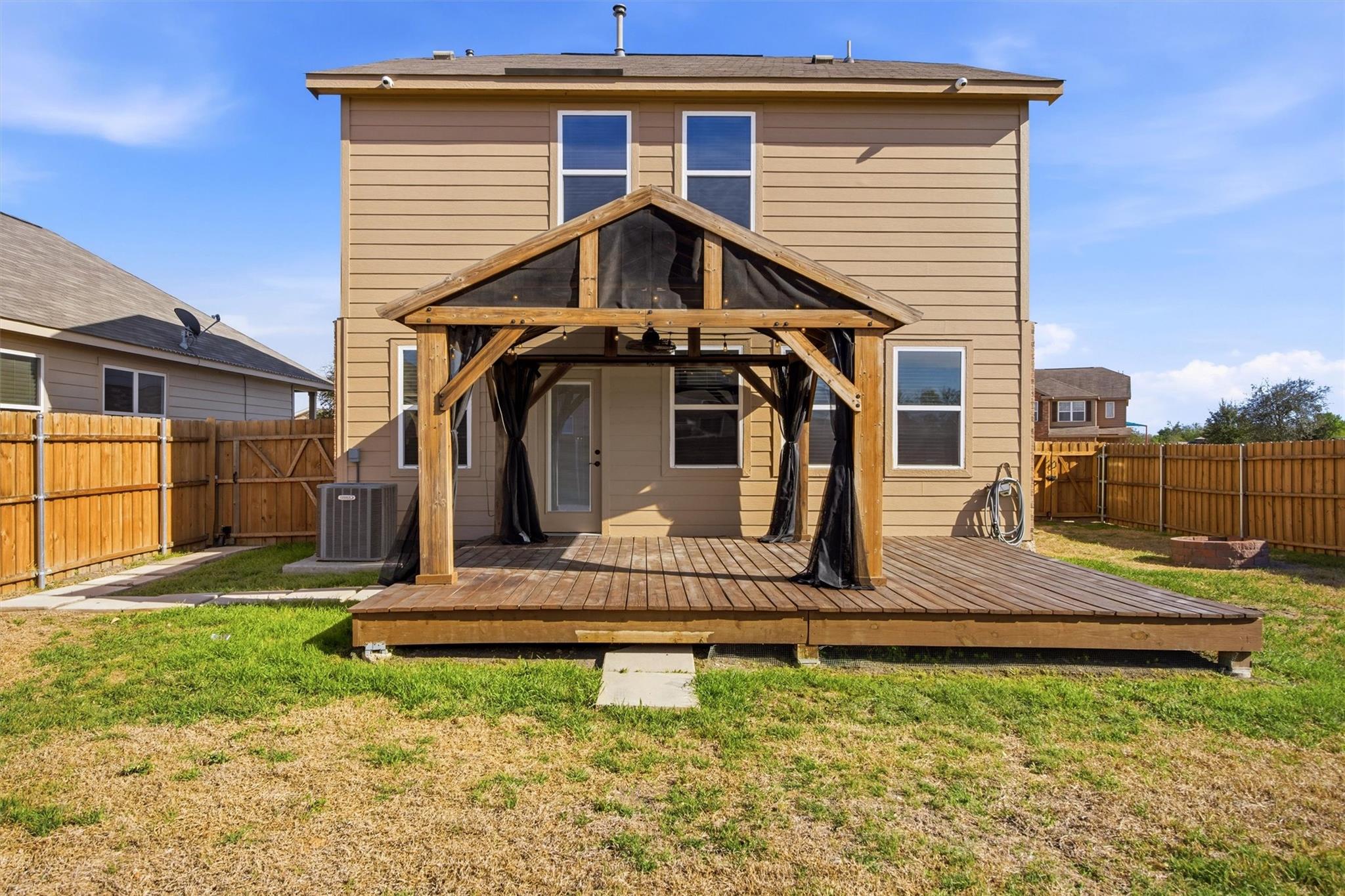 1728 Amy Dr, Kyle, TX 78640