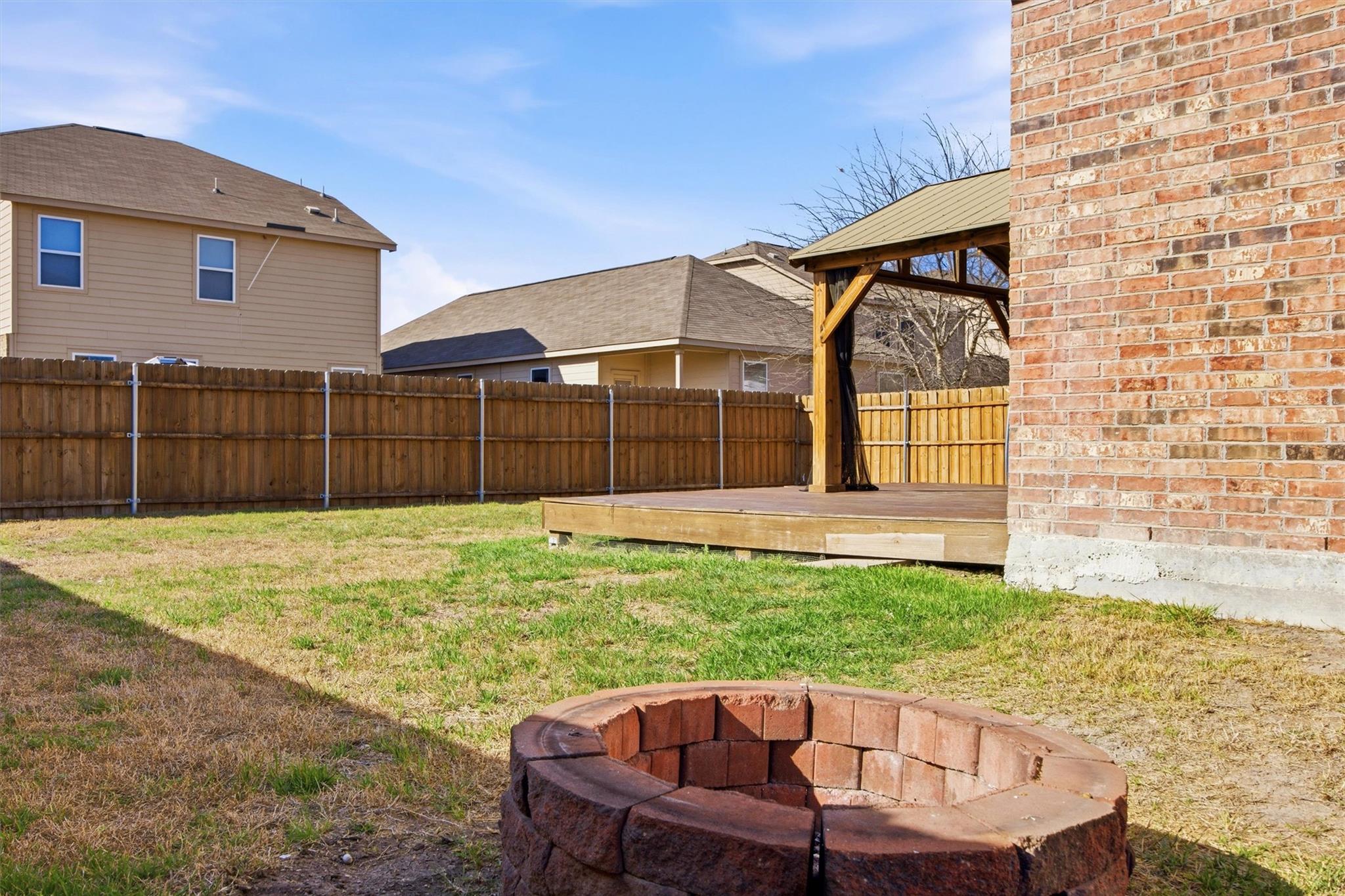 1728 Amy Dr, Kyle, TX 78640
