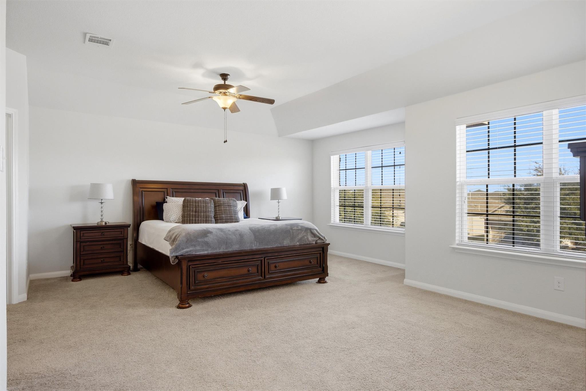 1728 Amy Dr, Kyle, TX 78640