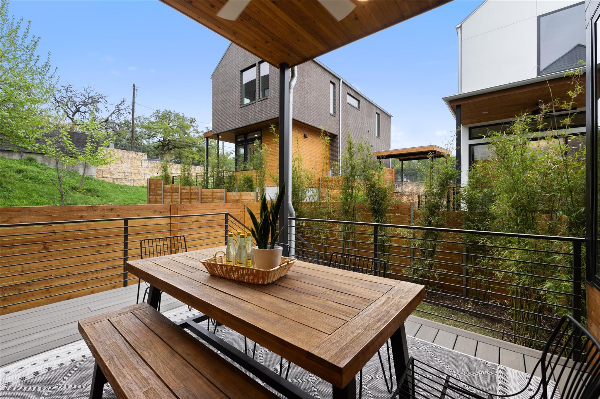 900 S 2nd St # 20, Austin, TX 78704