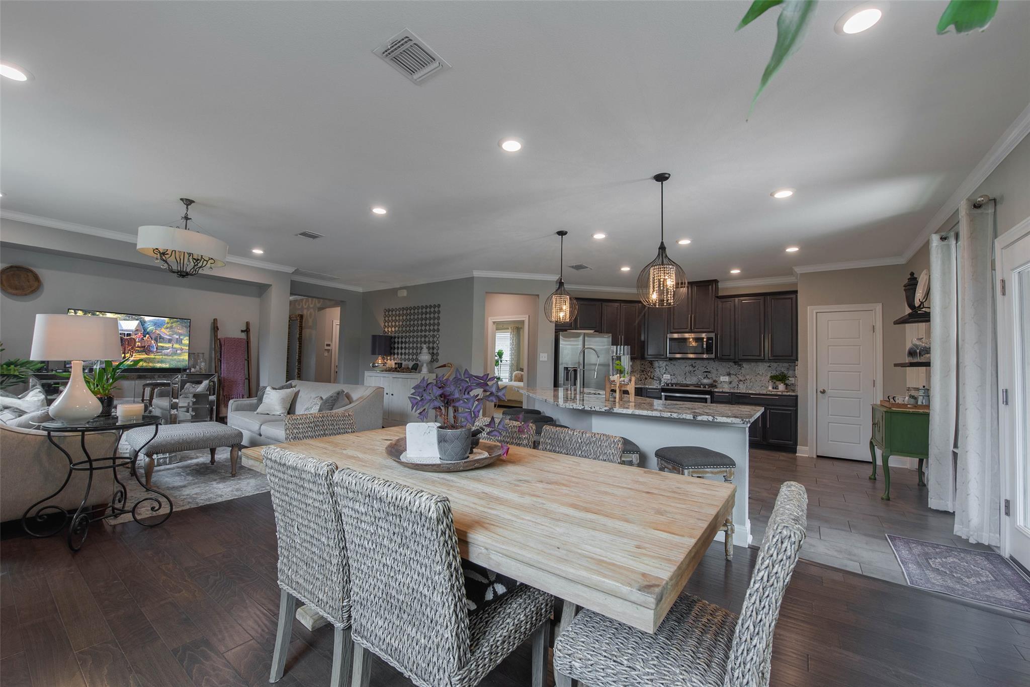 1612 Bovina Dr, Leander, TX 78641