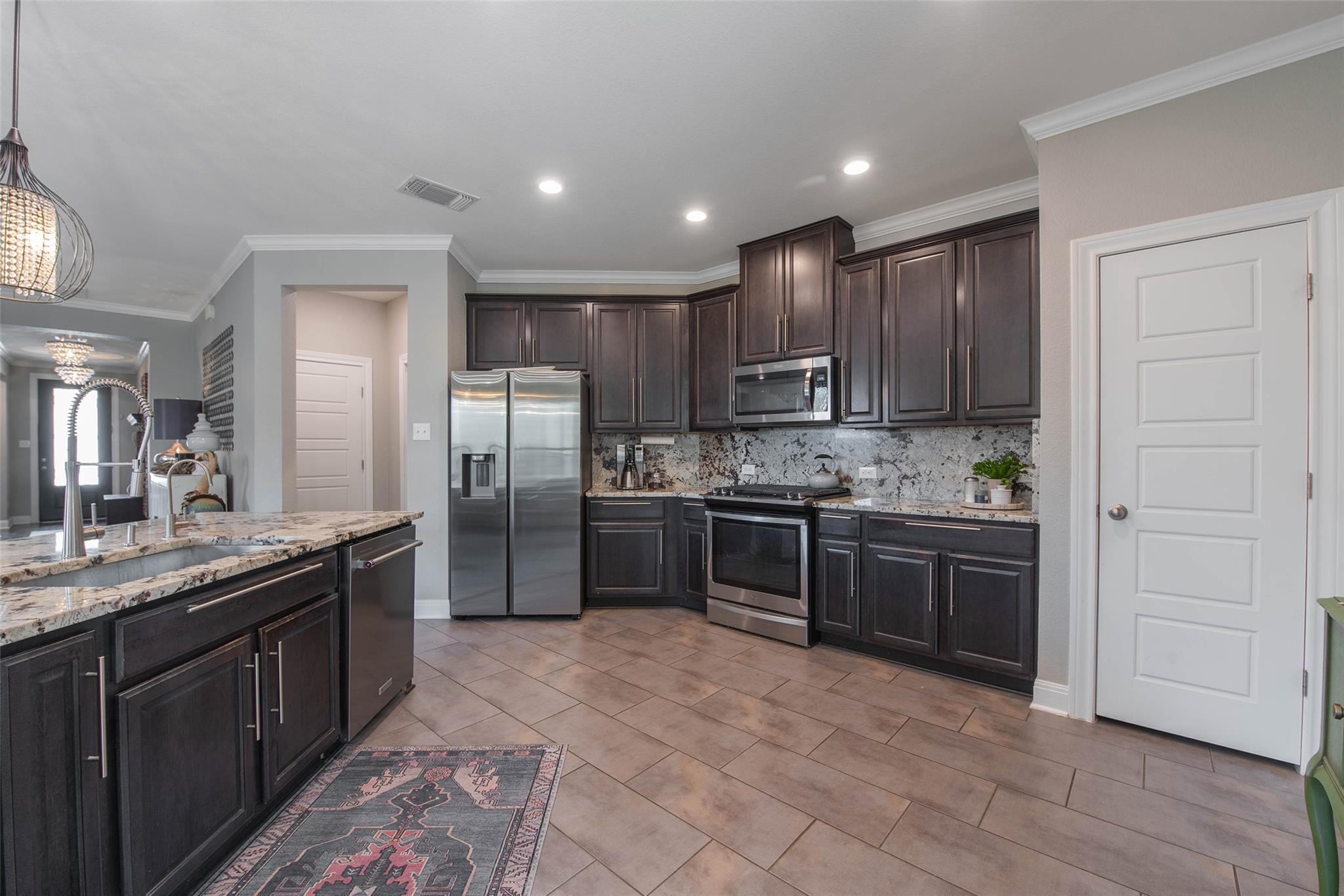 1612 Bovina Dr, Leander, TX 78641