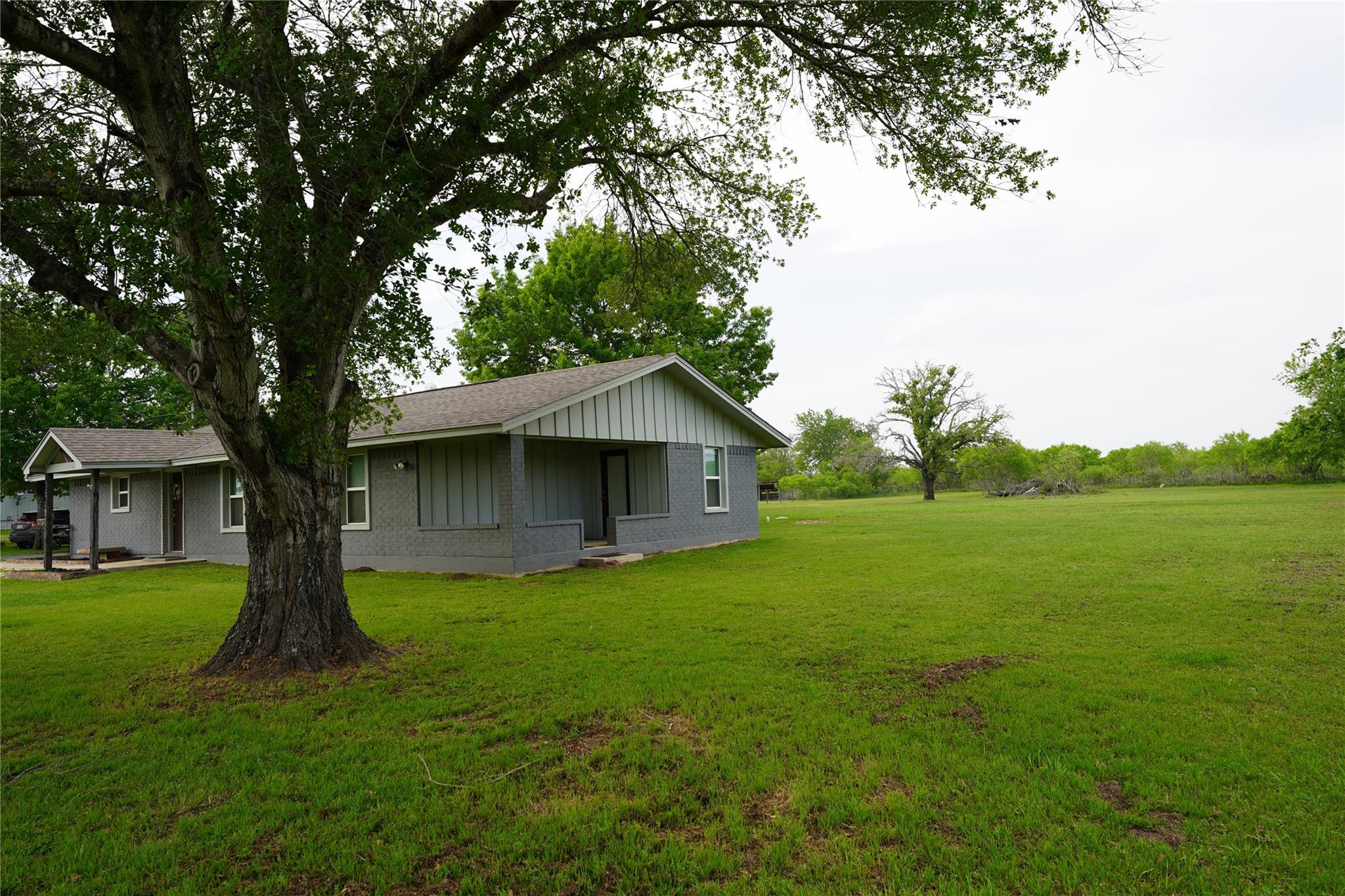 3363 Fm 713, Lockhart, TX 78644