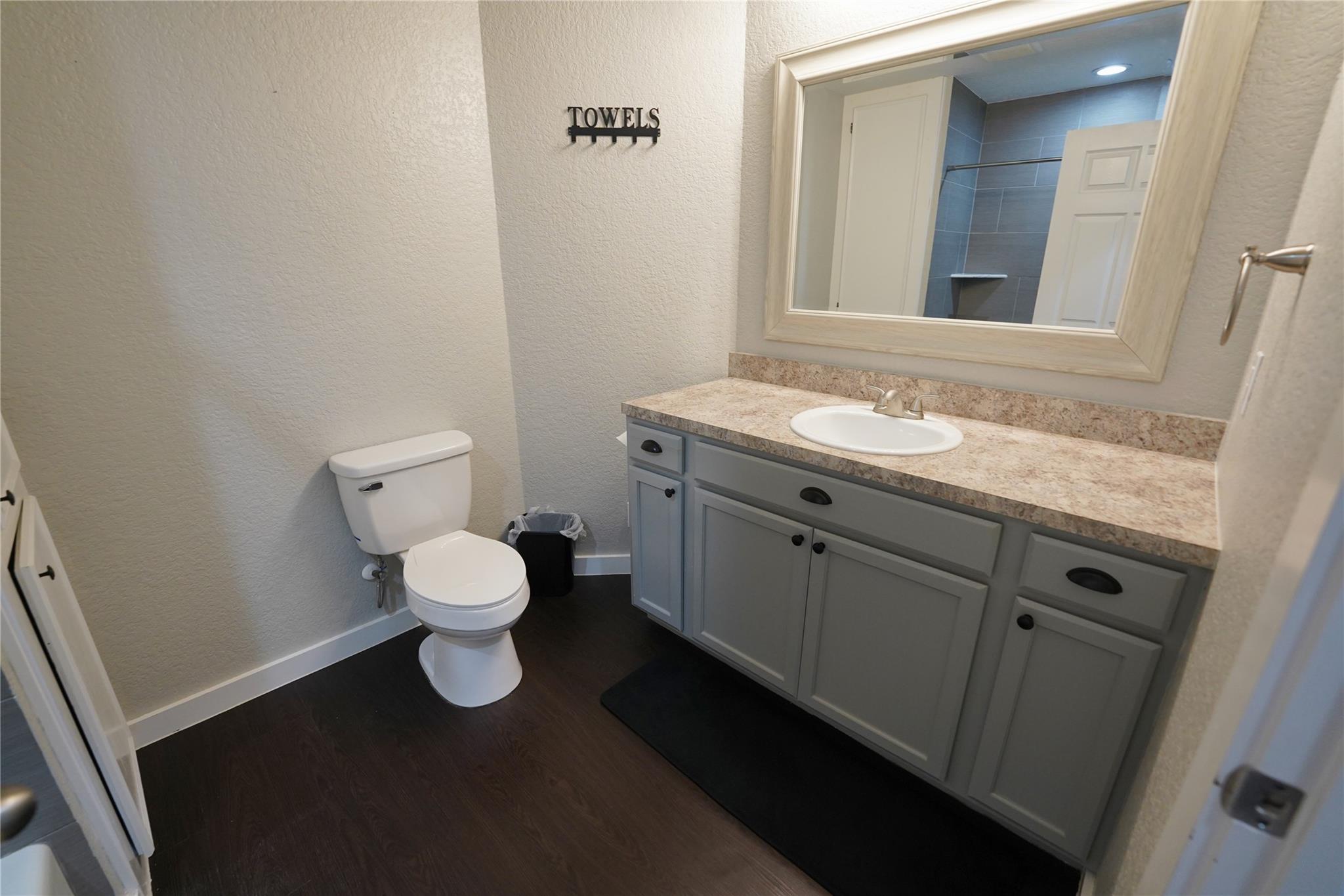 3363 Fm 713, Lockhart, TX 78644