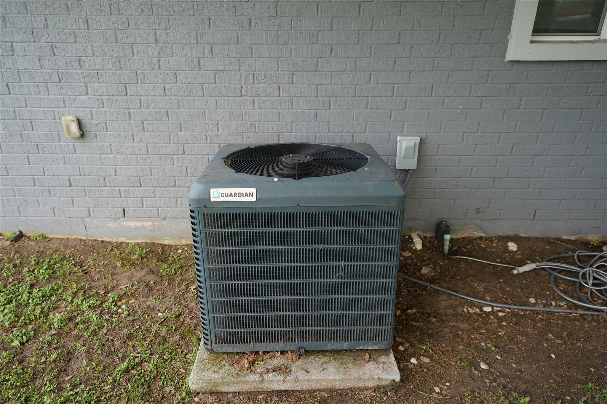 3363 Fm 713, Lockhart, TX 78644