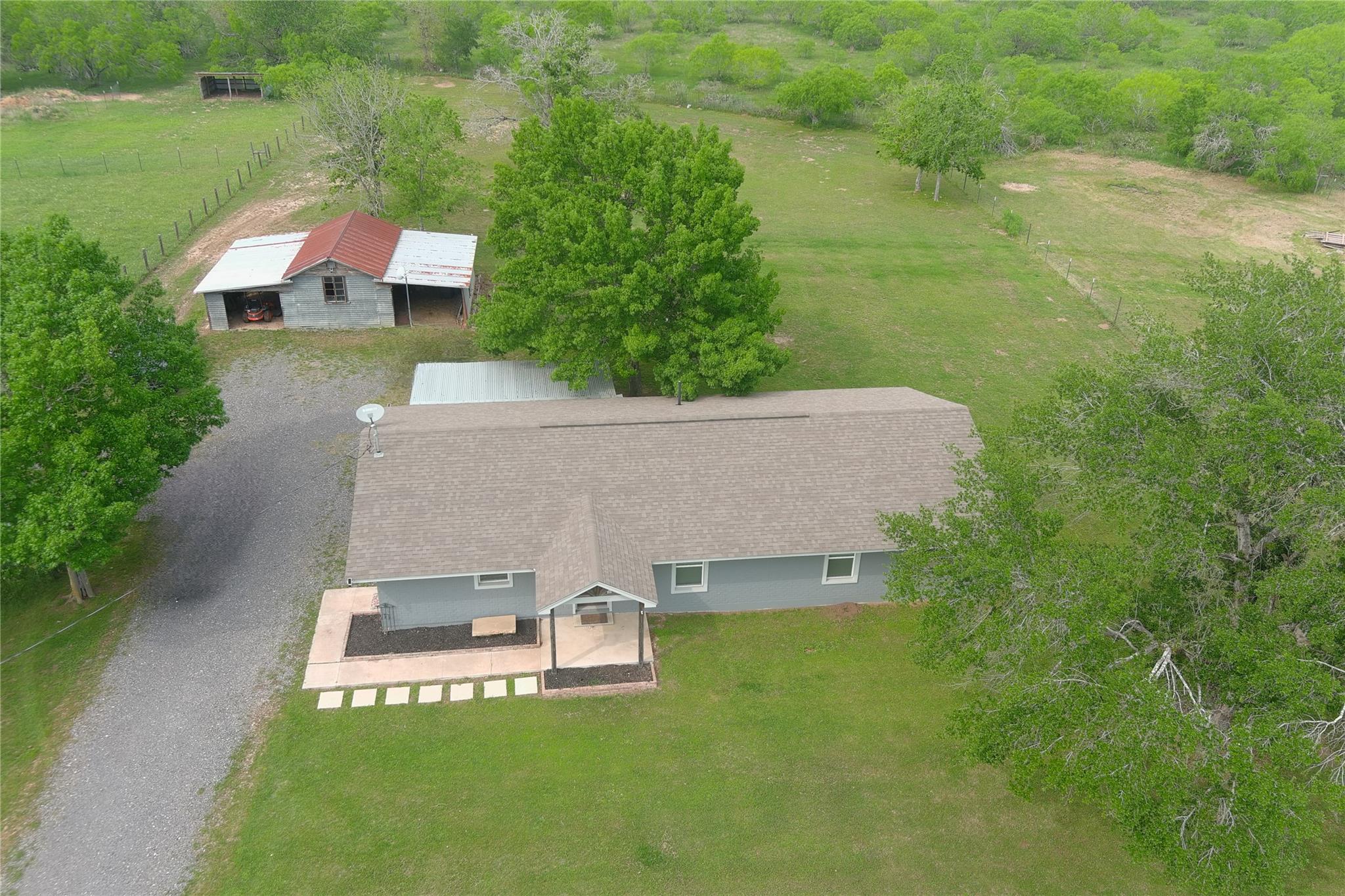 3363 Fm 713, Lockhart, TX 78644