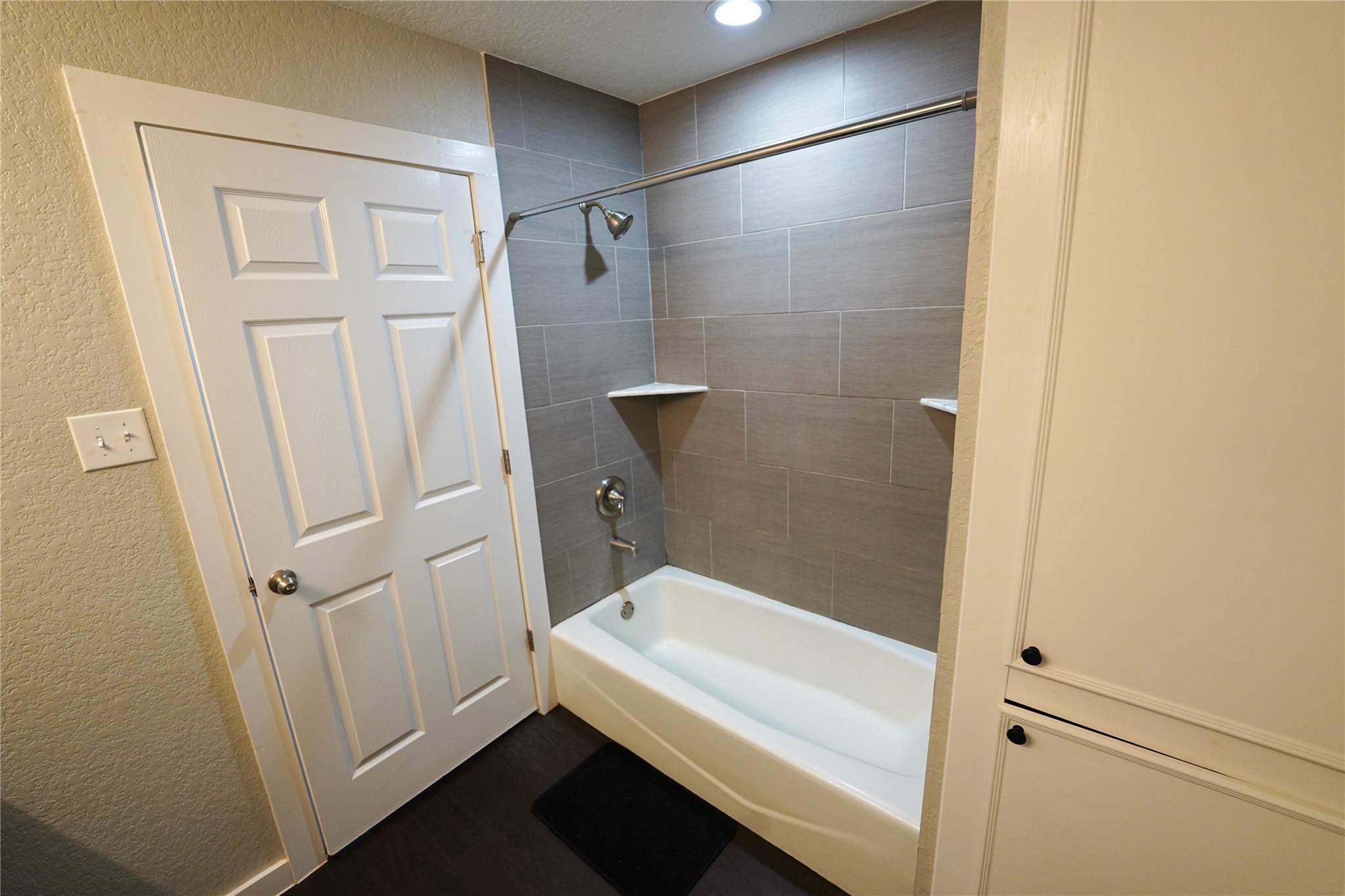 3363 Fm 713, Lockhart, TX 78644