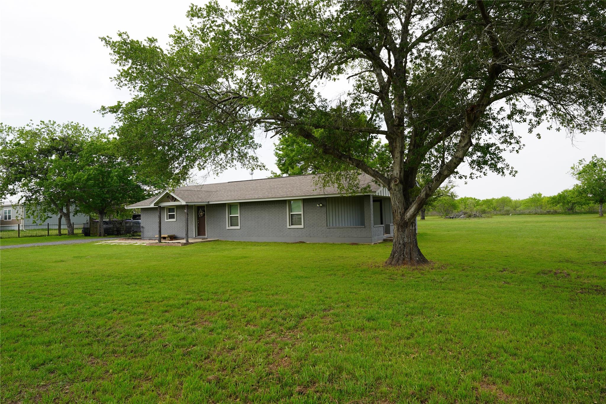 3363 Fm 713, Lockhart, TX 78644
