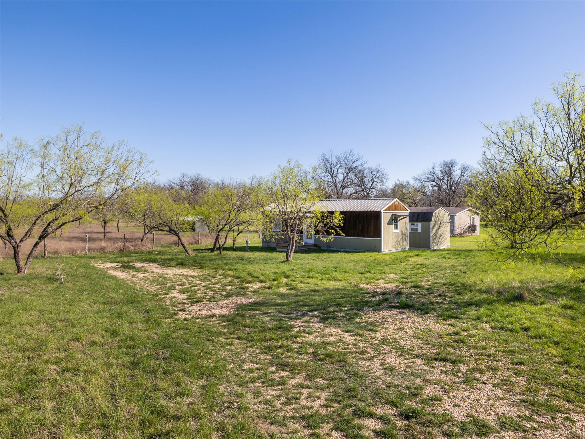 400 Private Road 4295, Rockdale, TX 76567