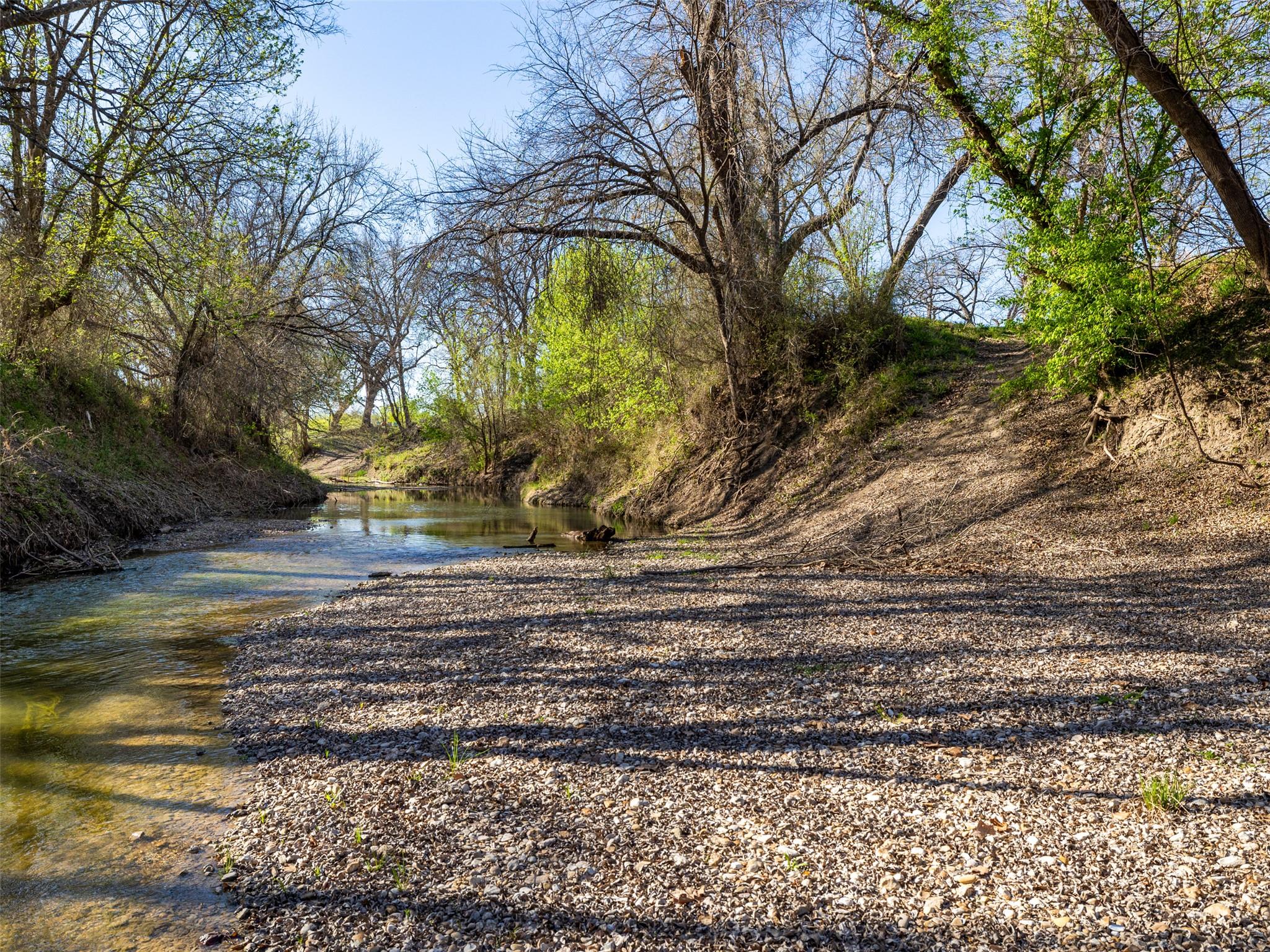 400 Private Road 4295, Rockdale, TX 76567