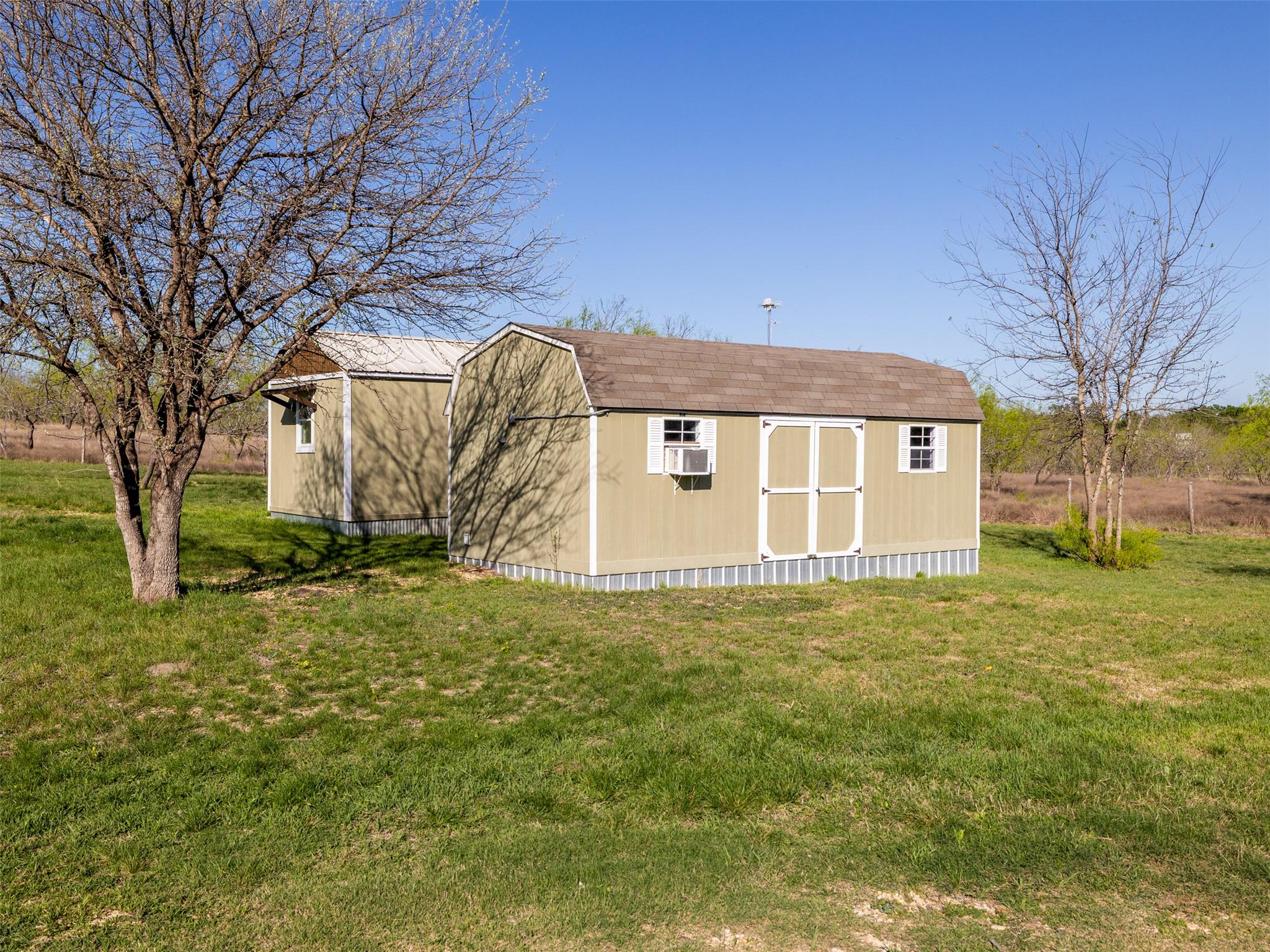 400 Private Road 4295, Rockdale, TX 76567