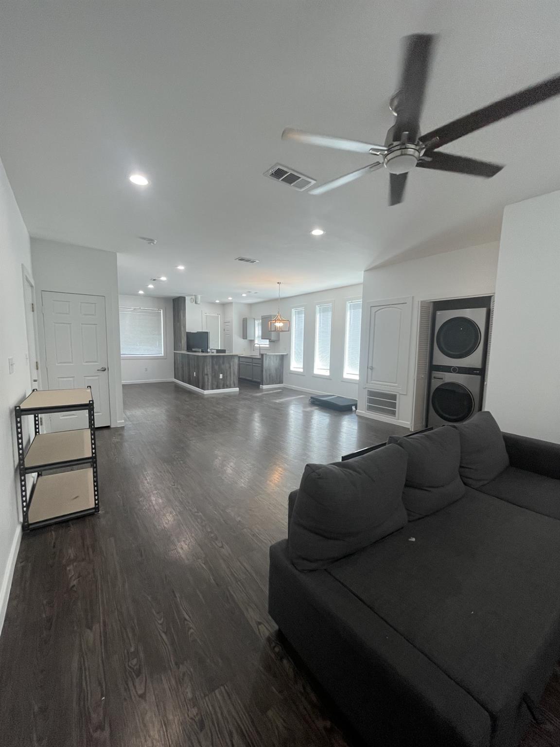 160 Pope Bnd S # C, Cedar Creek, TX 78612