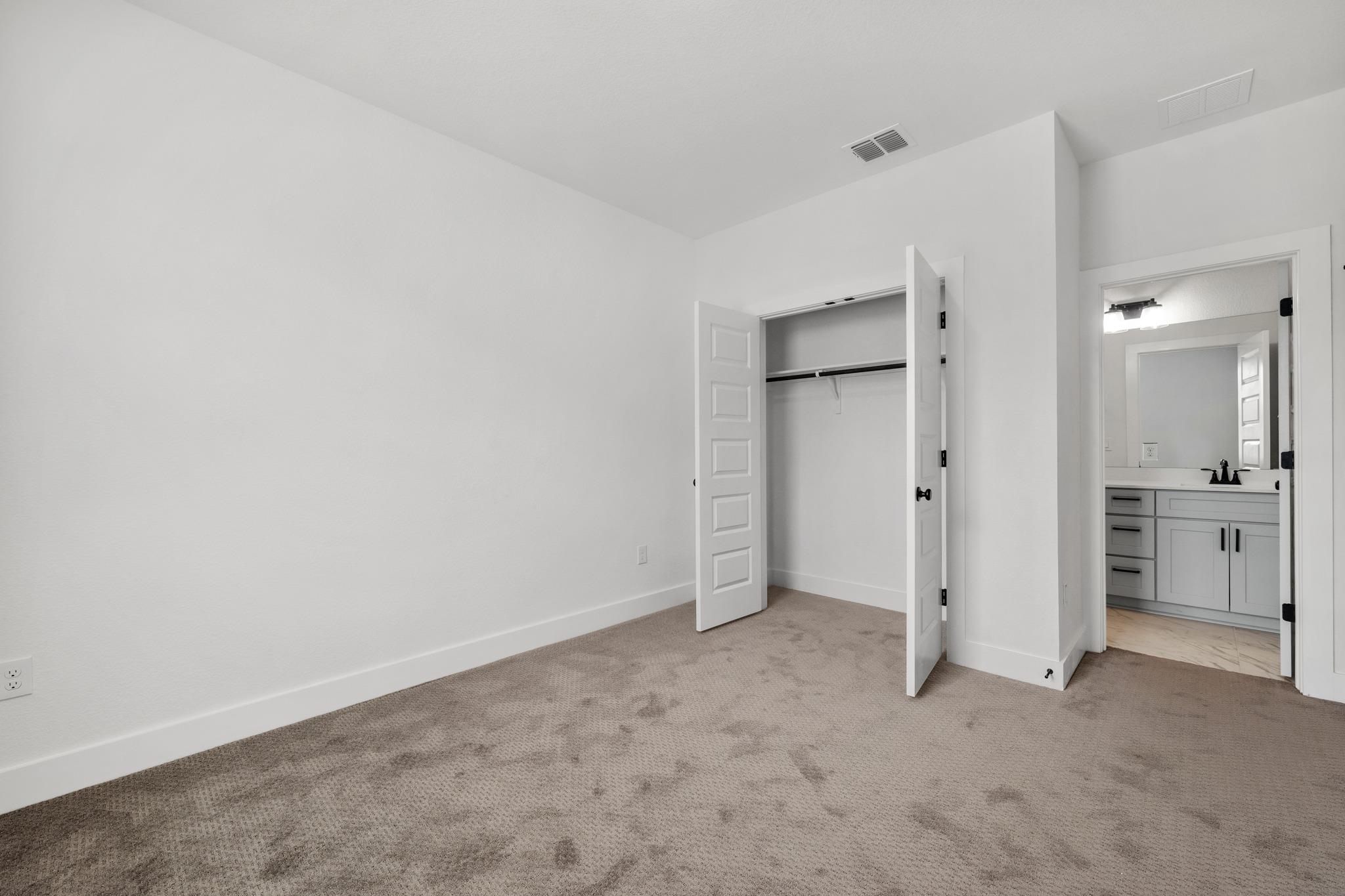 200 W 56th St # 1103, Austin, TX 78751