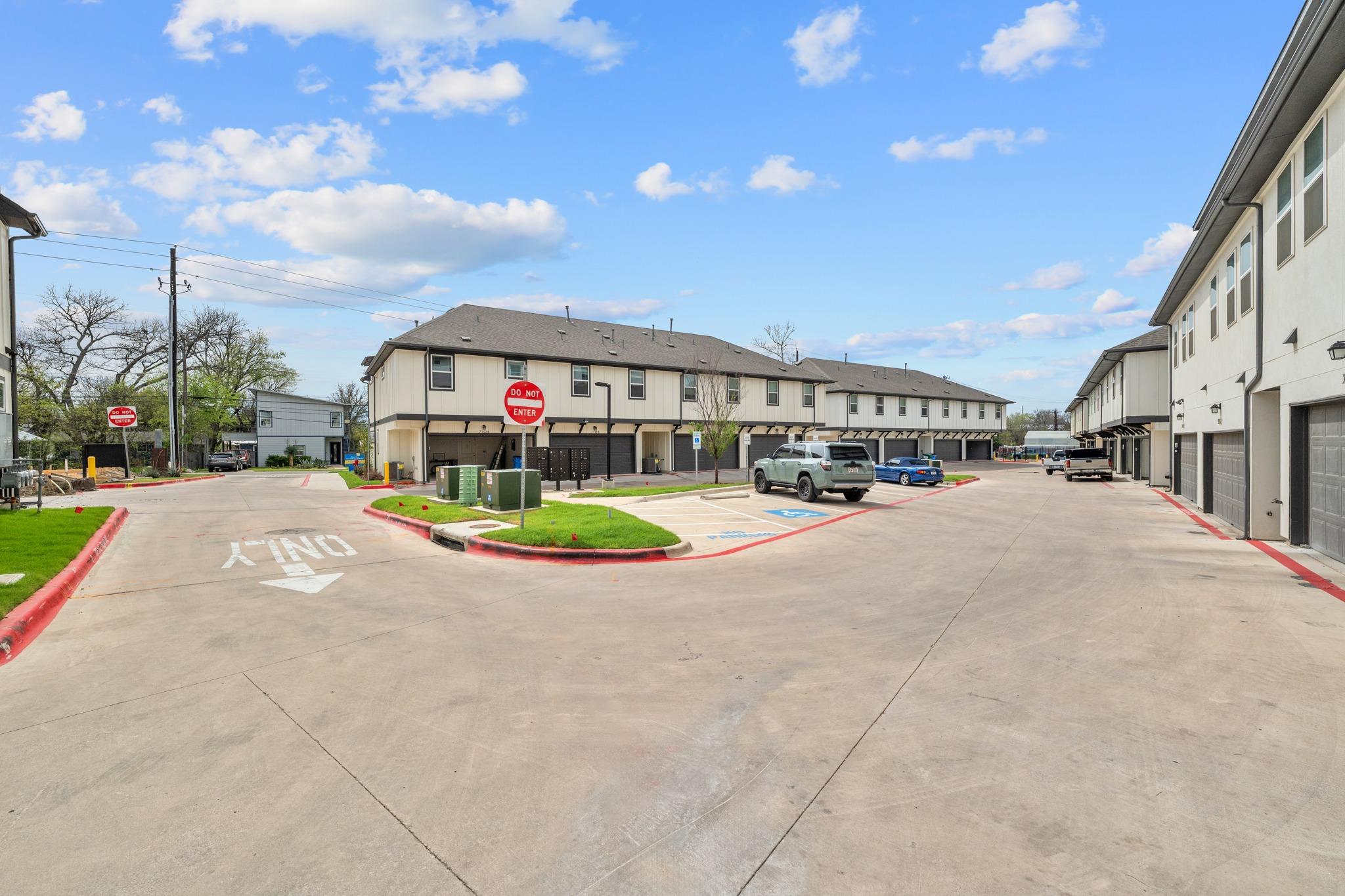 200 W 56th St # 1103, Austin, TX 78751