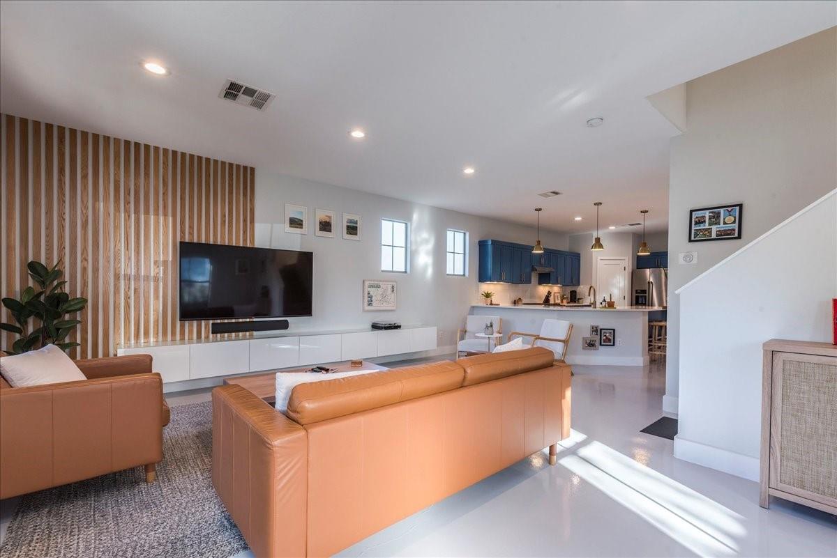 1606 Morgan Ln # A, Austin, TX 78704