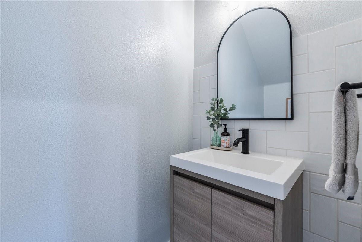 1606 Morgan Ln # A, Austin, TX 78704