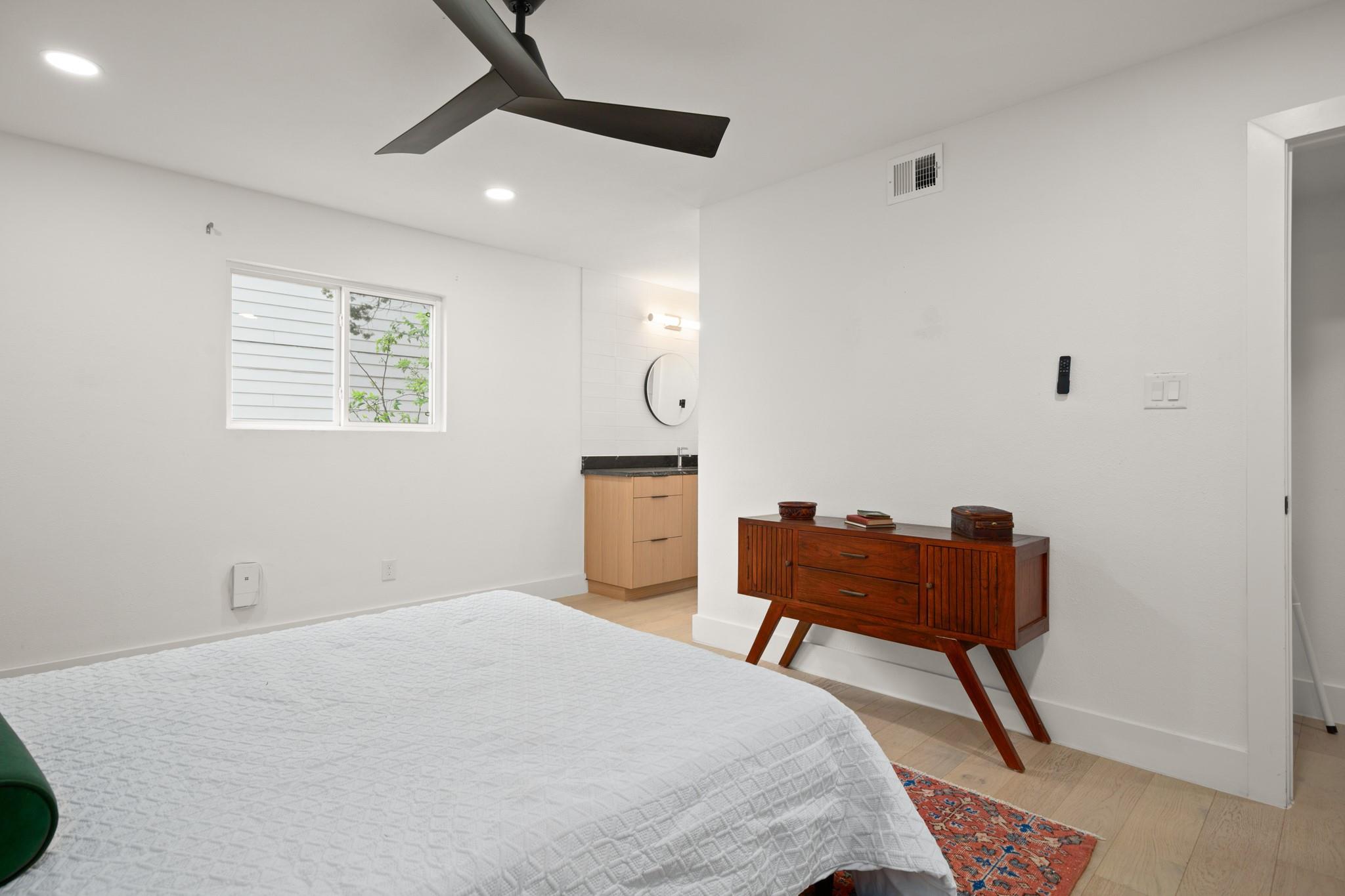 6807 Woodhue Dr # A, Austin, TX 78745