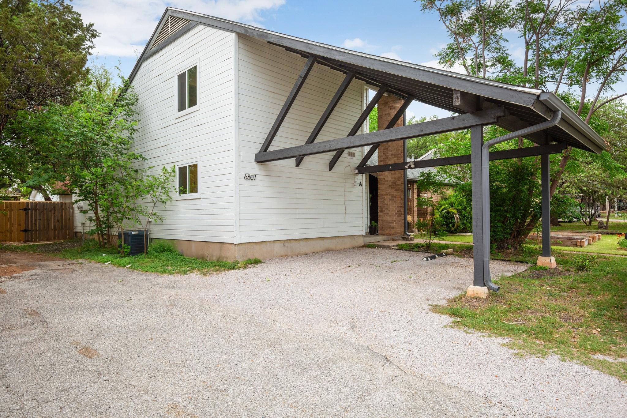 6807 Woodhue Dr # A, Austin, TX 78745