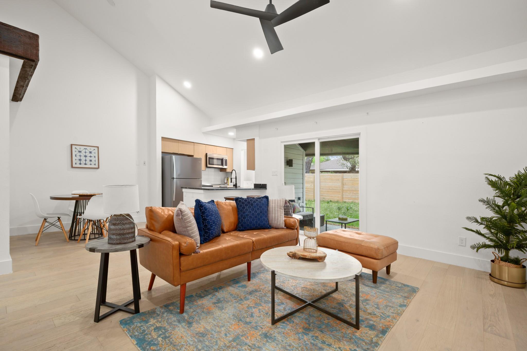 6807 Woodhue Dr # A, Austin, TX 78745