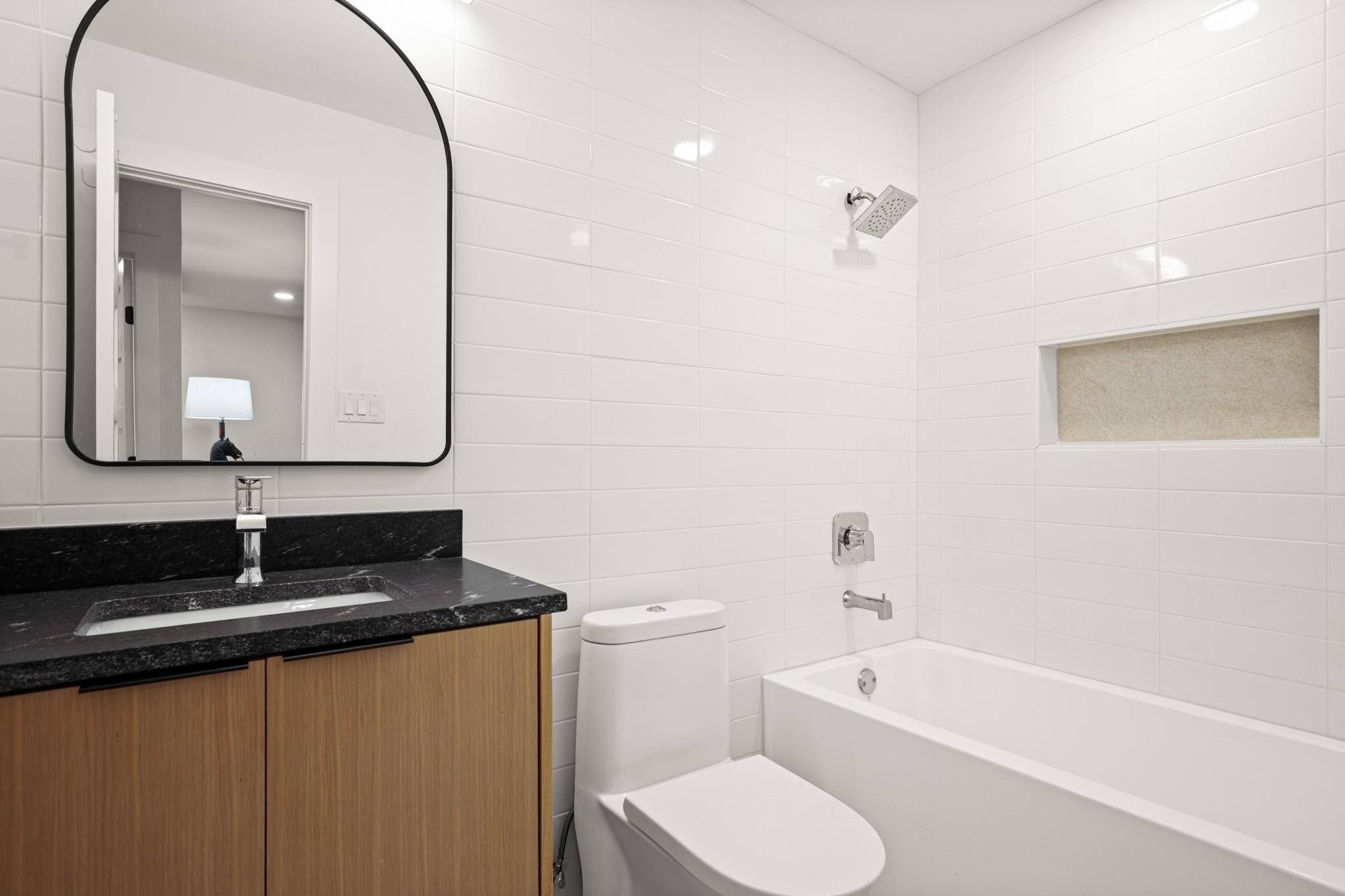 6807 Woodhue Dr # A, Austin, TX 78745