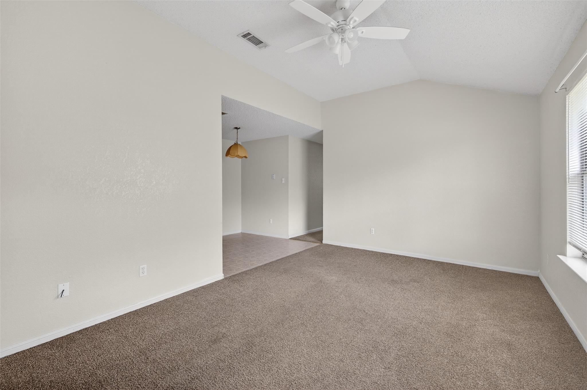 105 Northern Dove Ln, Copperas Cove, TX 76522