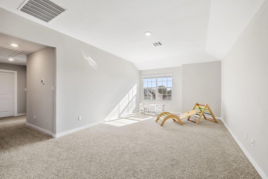 440 Wolf Springs Rd, Georgetown, TX 78628