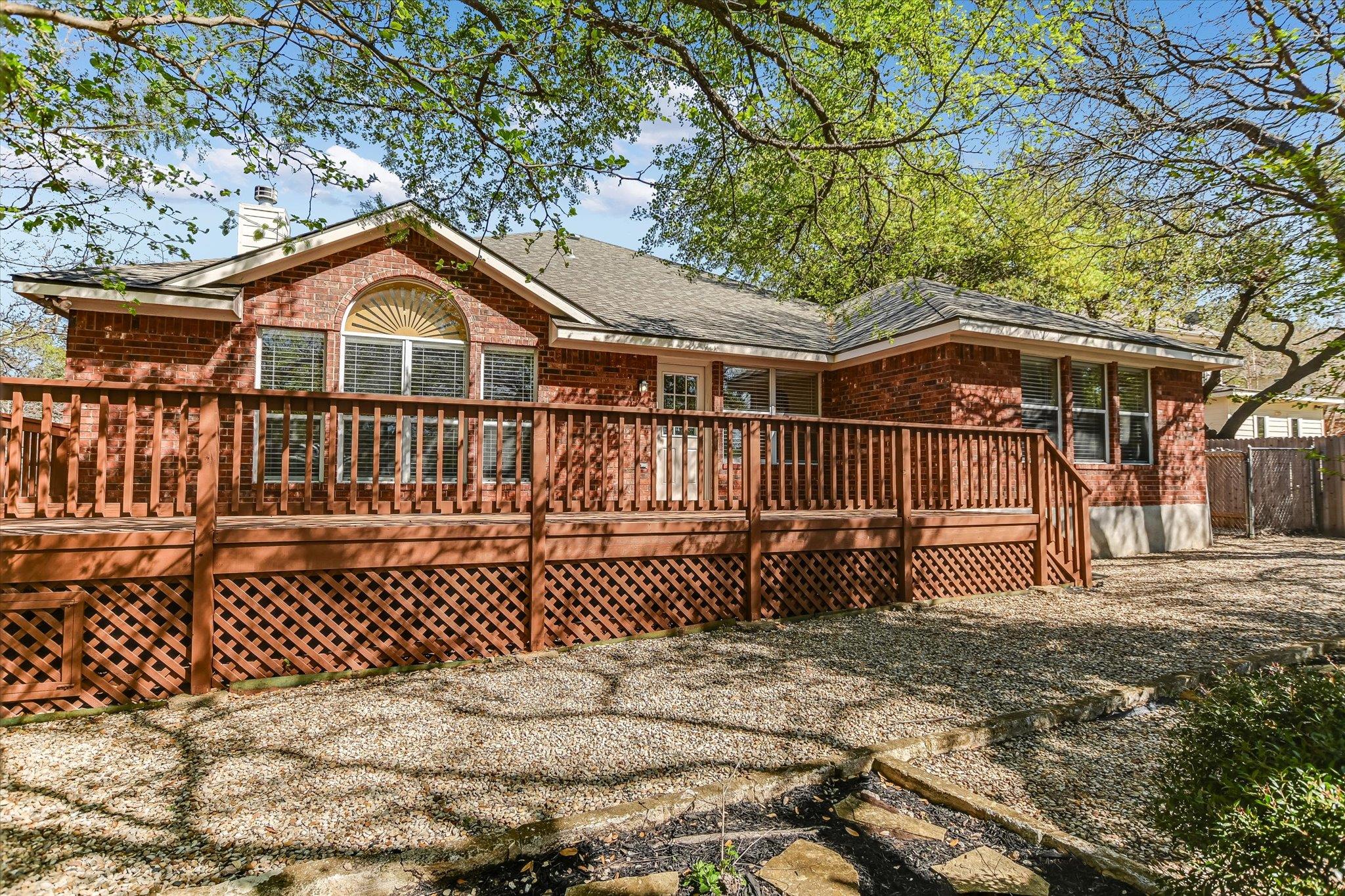 18200 Whitewater Cv, Round Rock, TX 78681