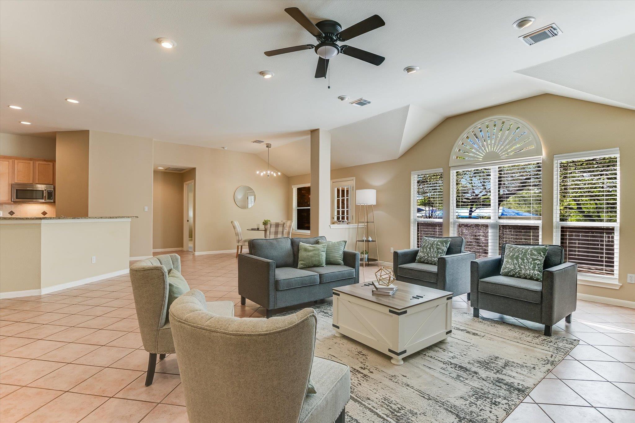 18200 Whitewater Cv, Round Rock, TX 78681