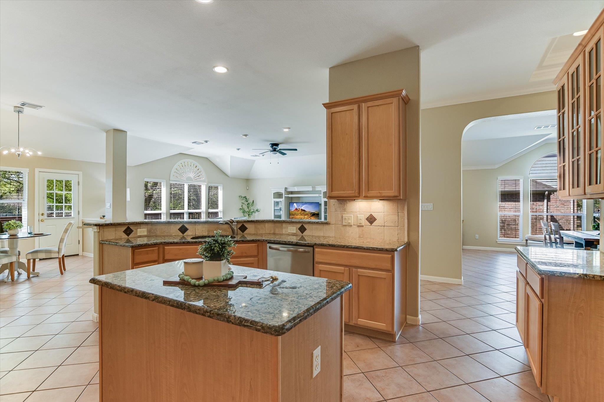 18200 Whitewater Cv, Round Rock, TX 78681