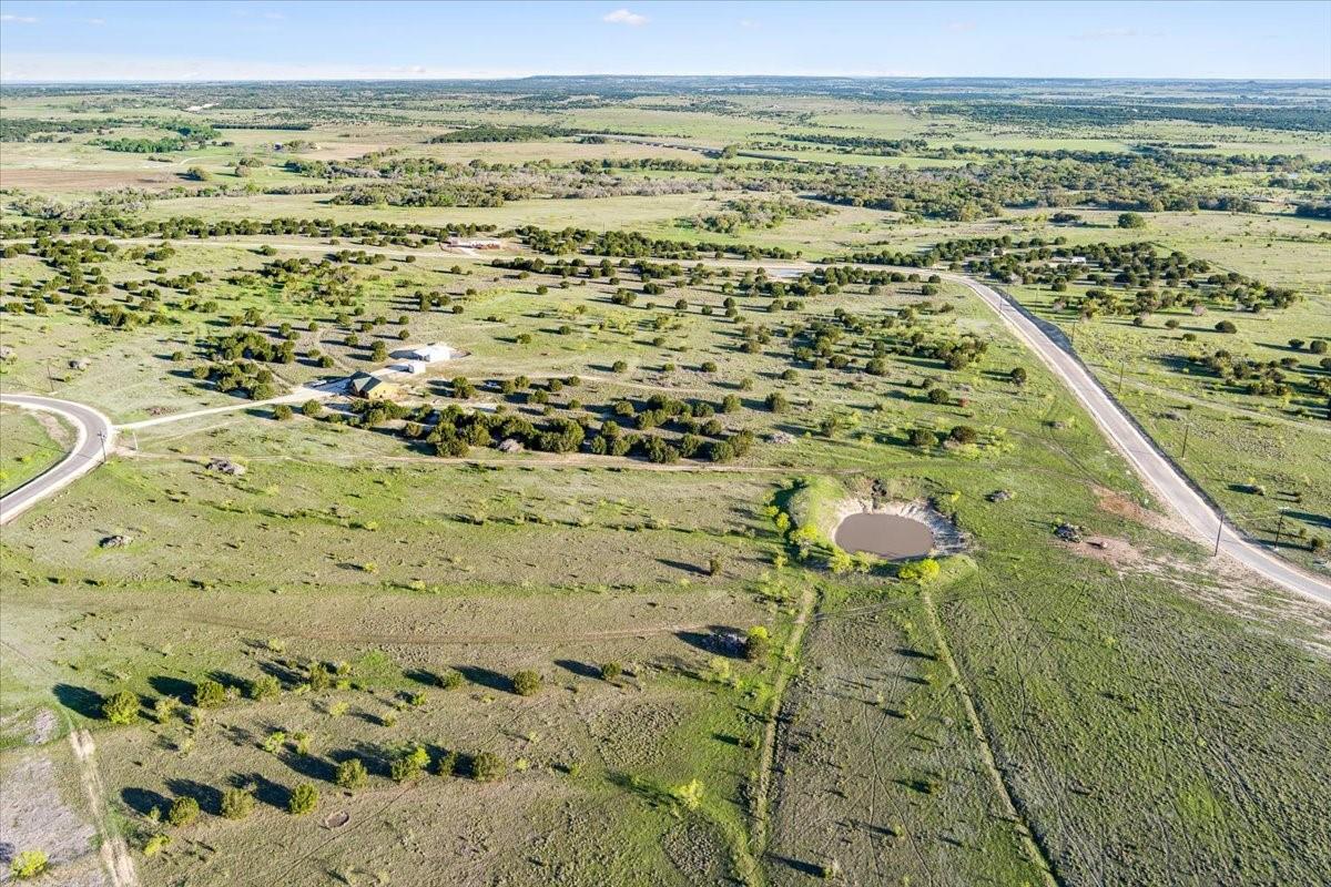 198 Cherry Laurel Ln, Lampasas, TX 76550