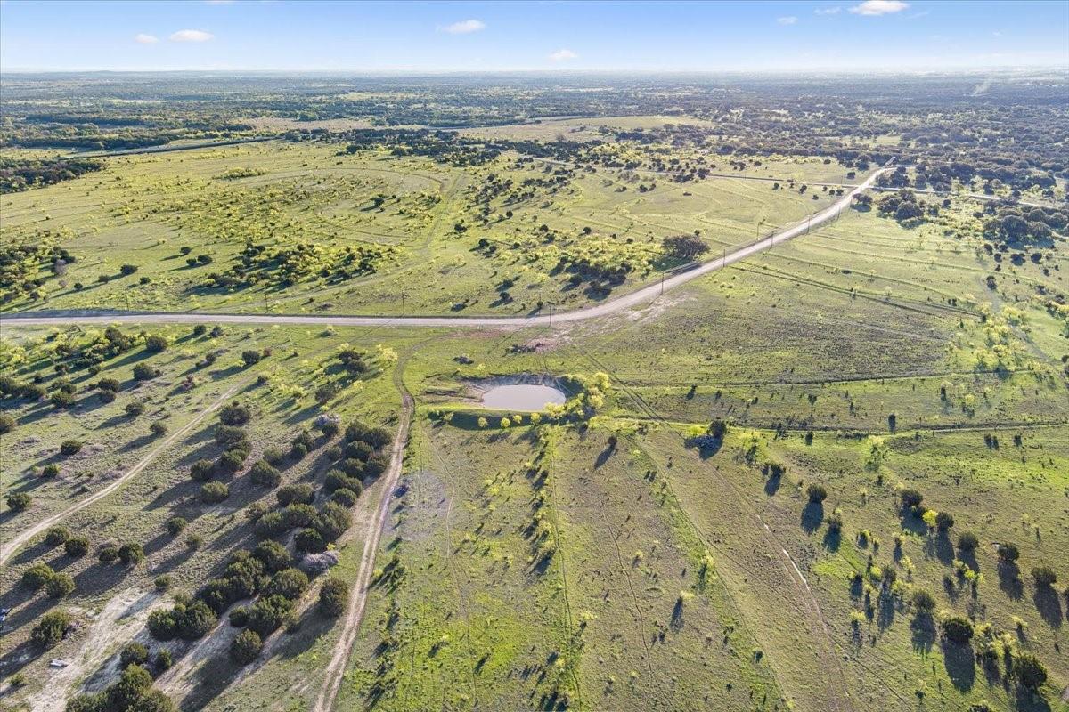 198 Cherry Laurel Ln, Lampasas, TX 76550