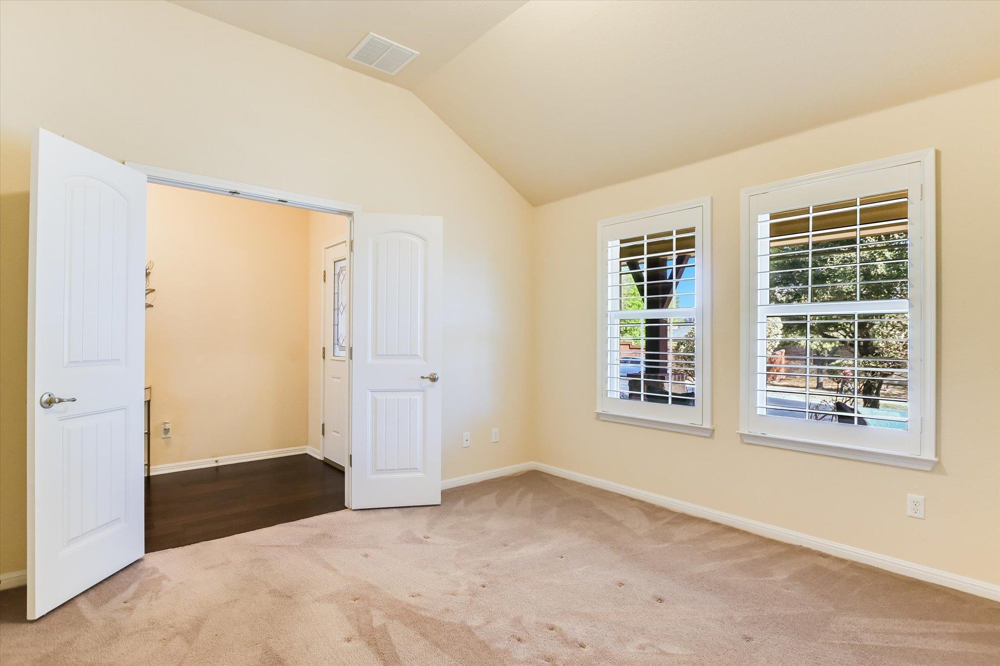 1813 Meandering Meadows Dr, Pflugerville, TX 78660