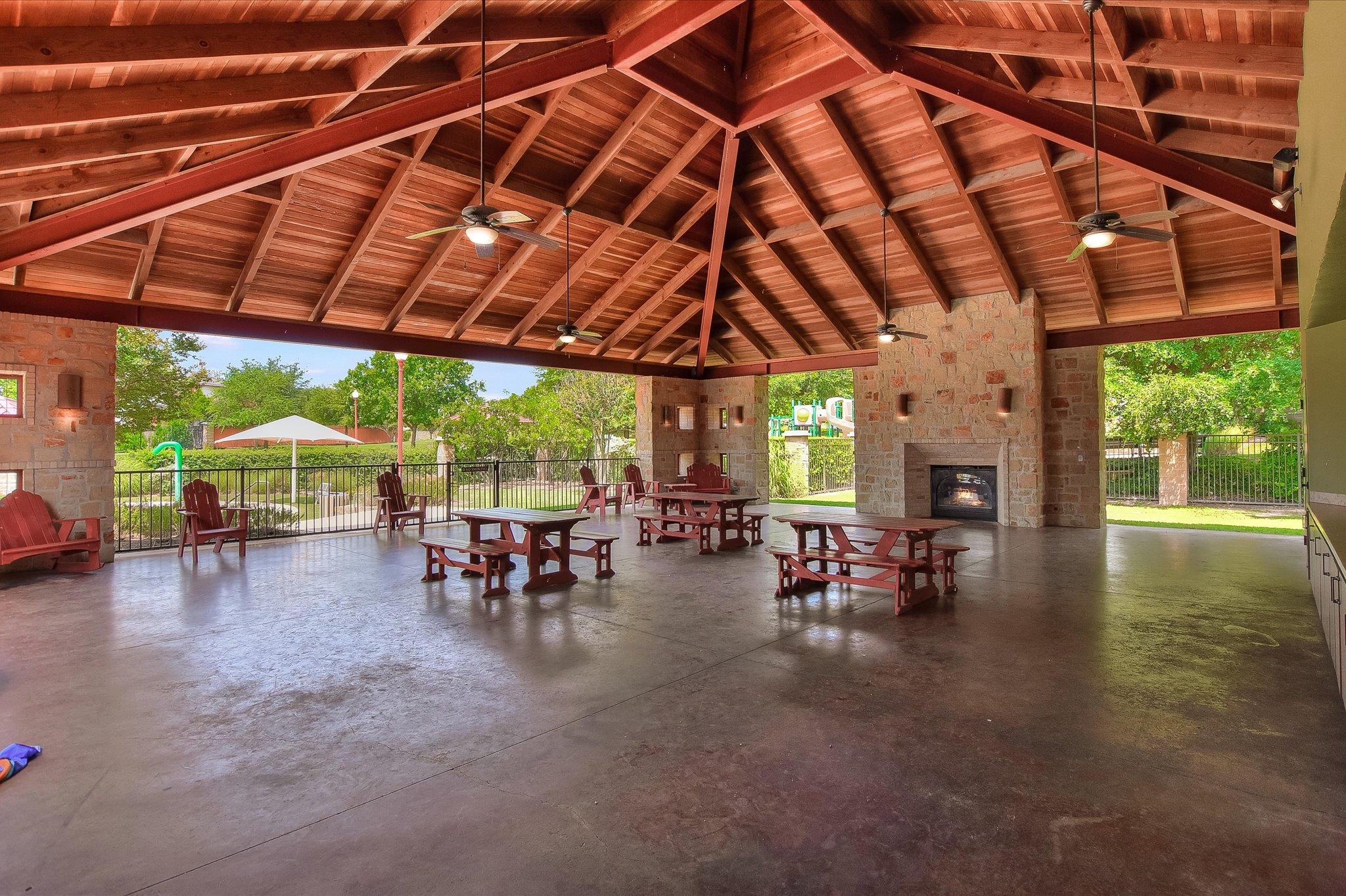 1813 Meandering Meadows Dr, Pflugerville, TX 78660