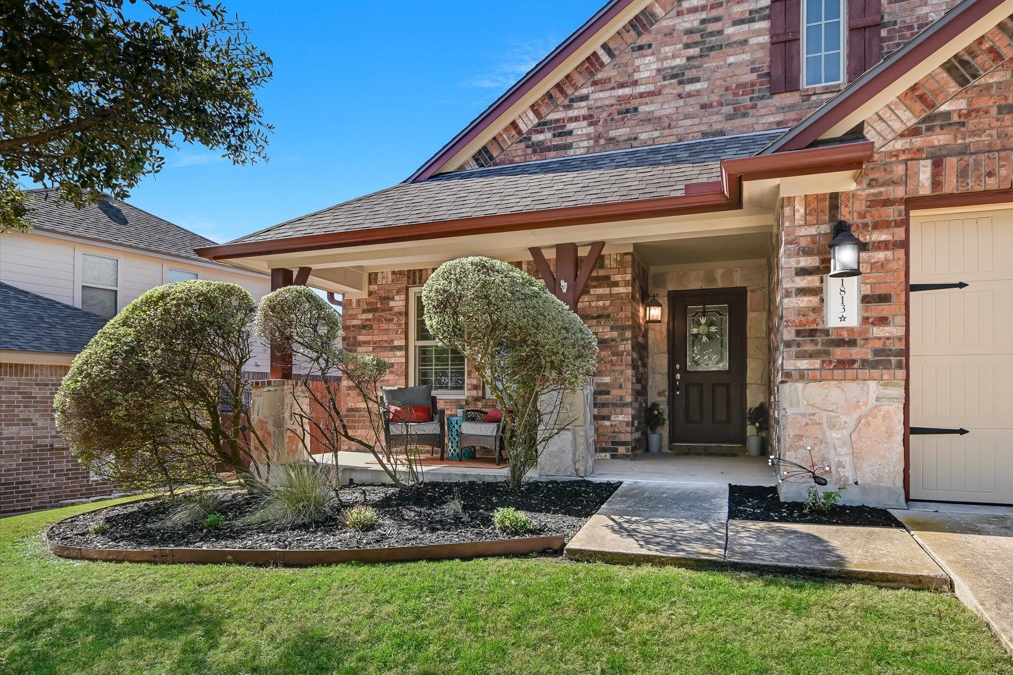 1813 Meandering Meadows Dr, Pflugerville, TX 78660