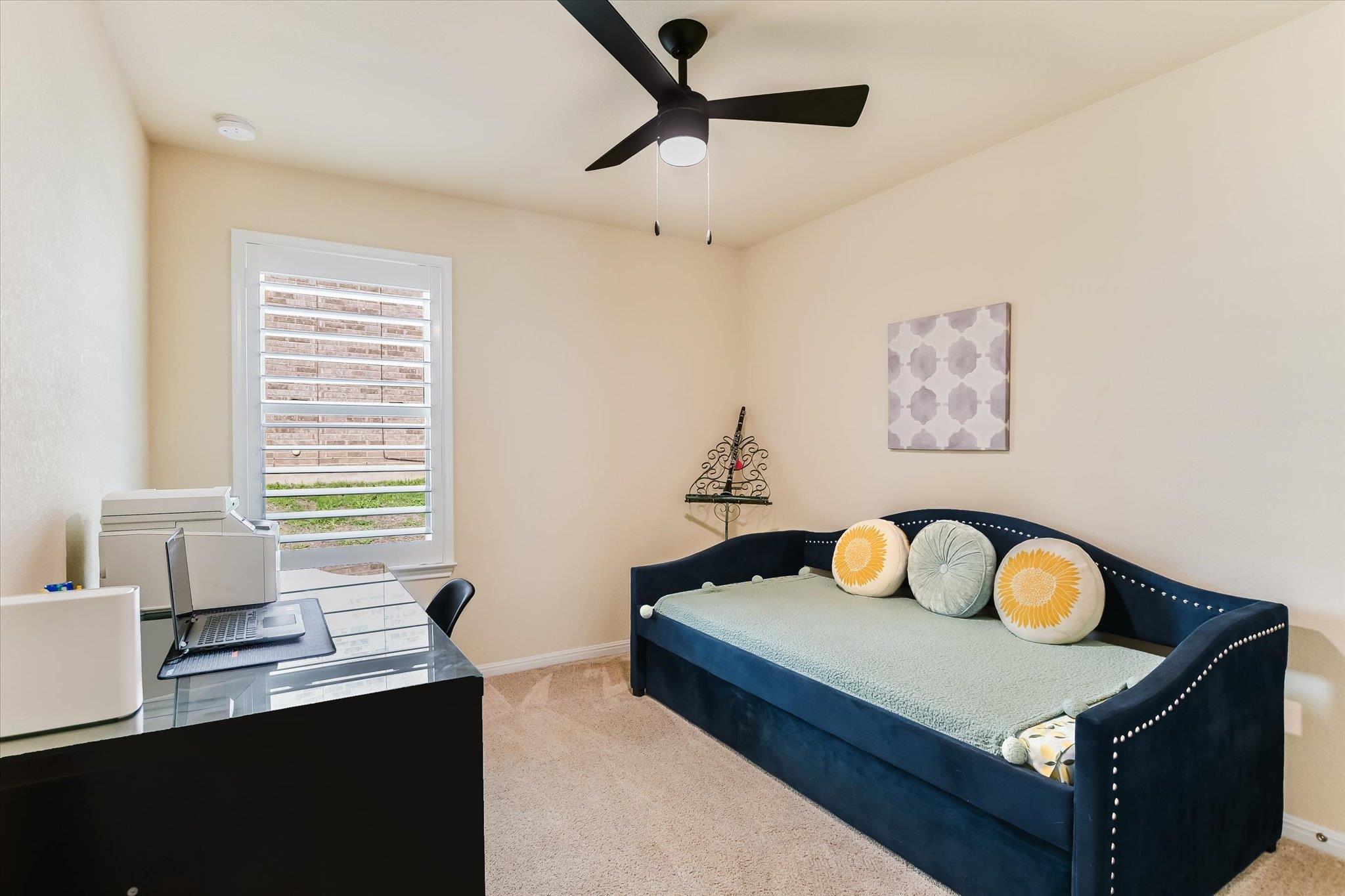 1813 Meandering Meadows Dr, Pflugerville, TX 78660