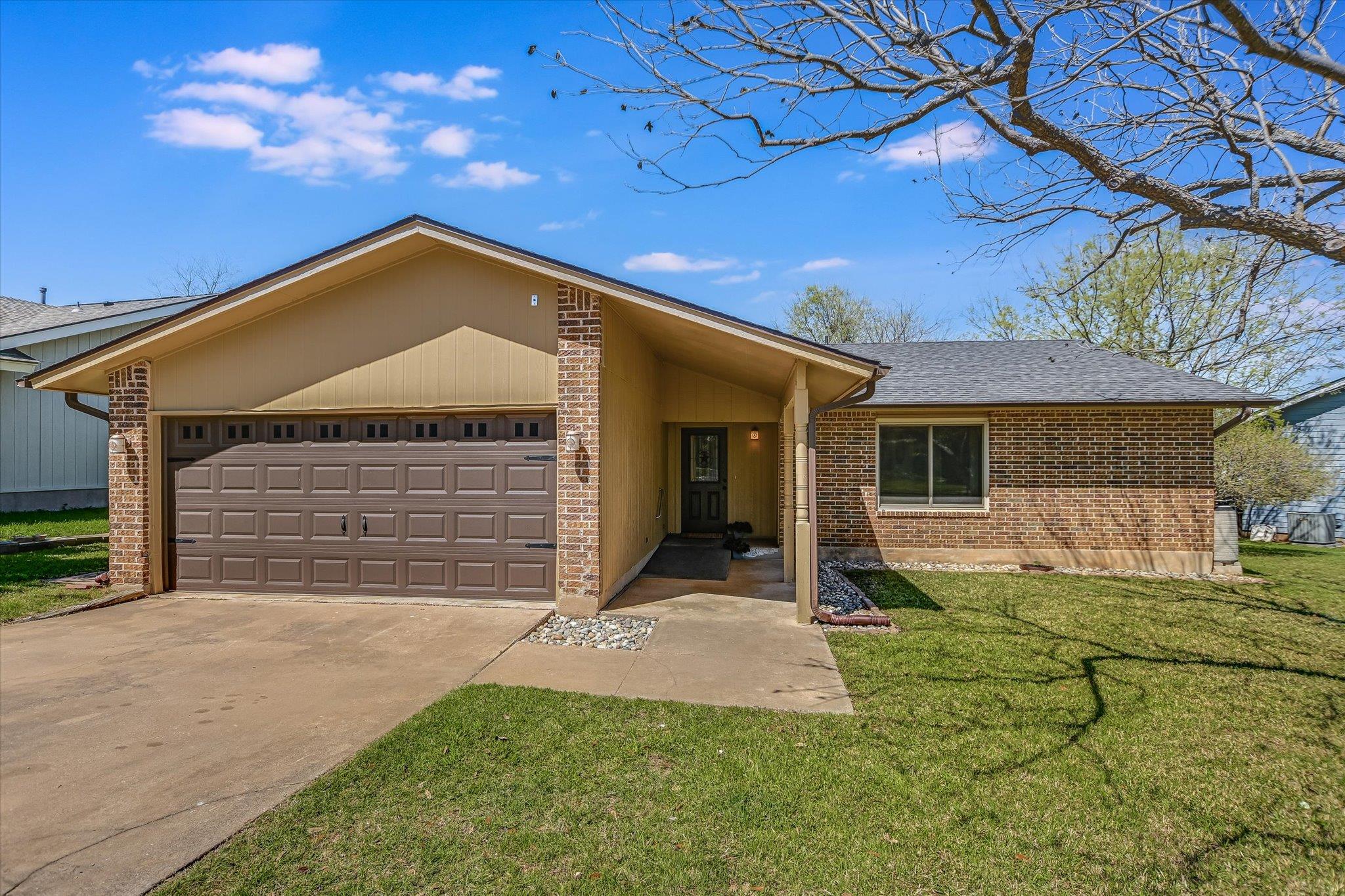 606 Splitrock St, Round Rock, TX 78681