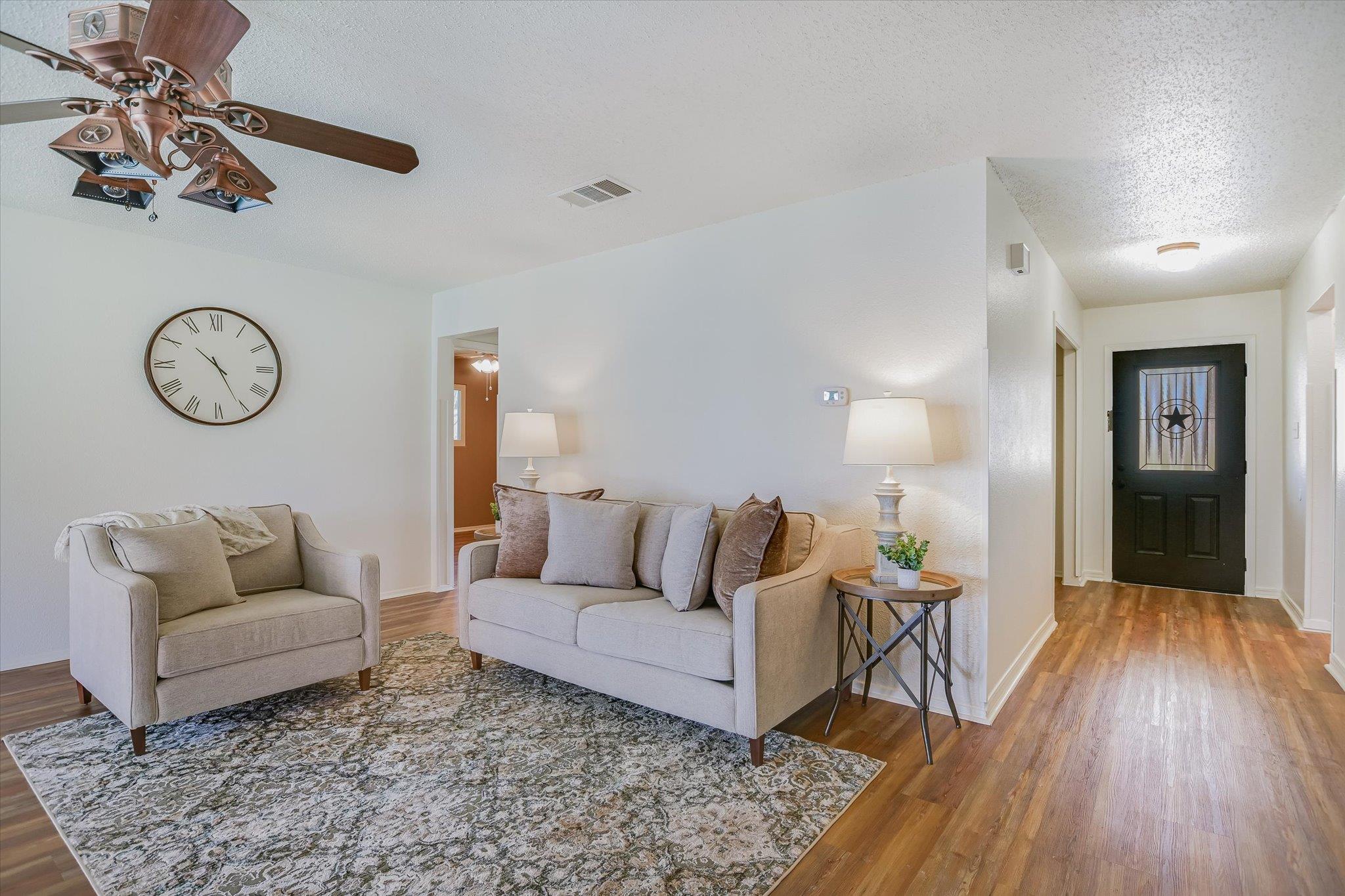 606 Splitrock St, Round Rock, TX 78681