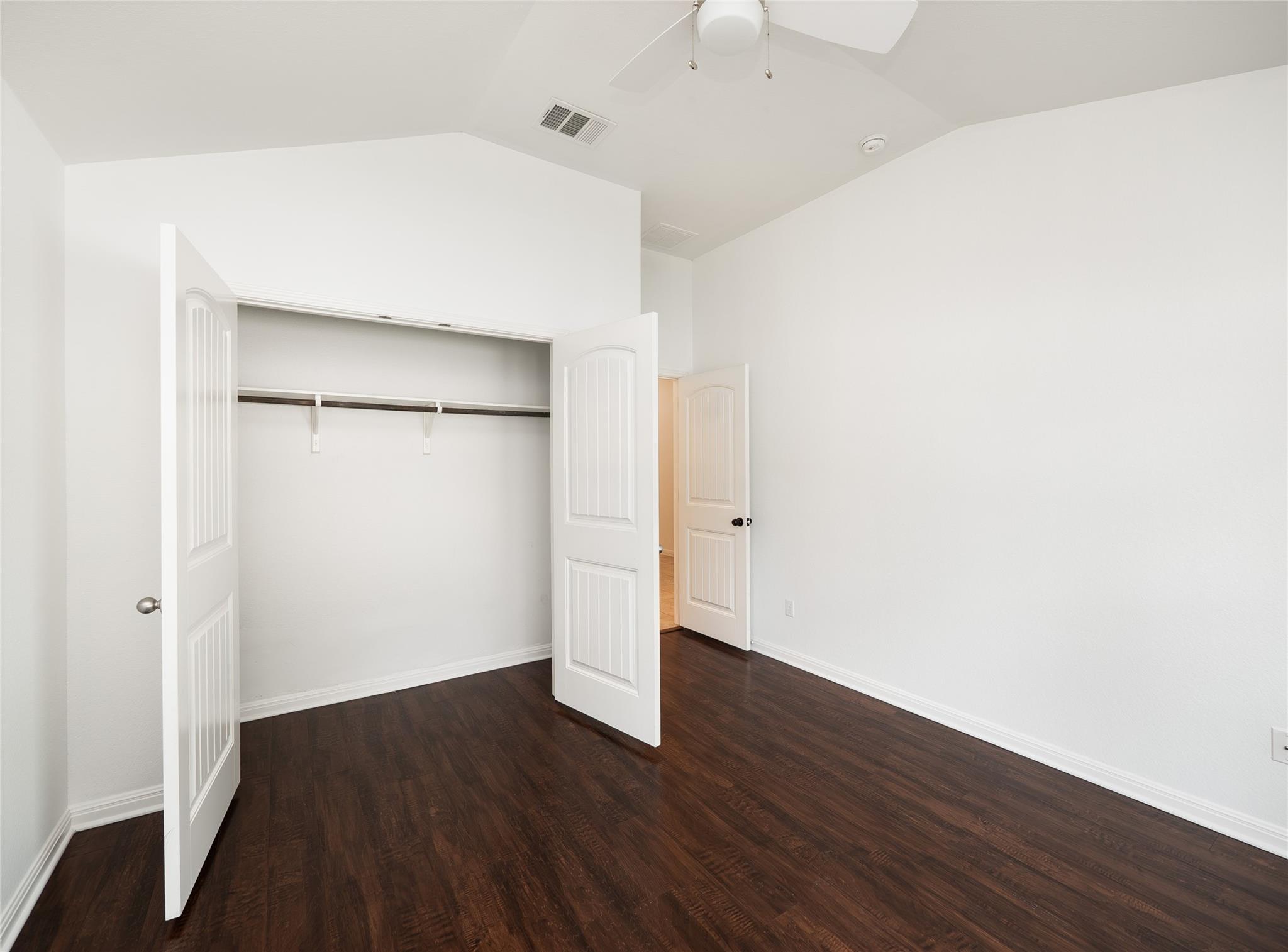 2822 Garlic Creek Dr, Buda, TX 78610