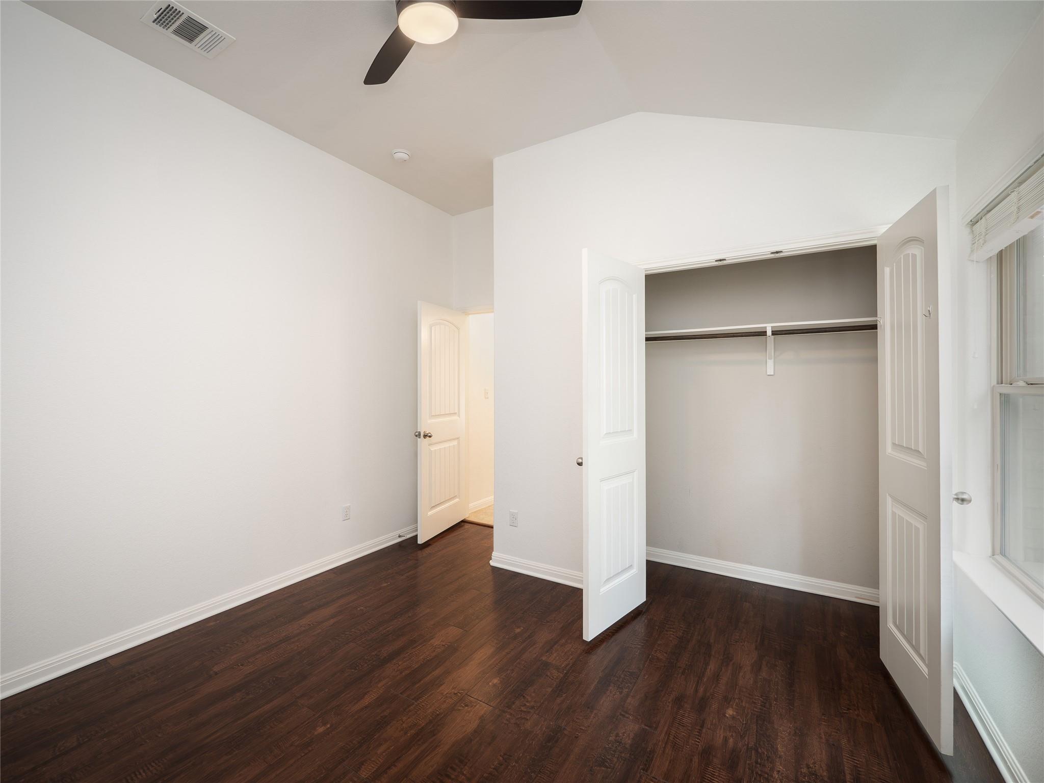 2822 Garlic Creek Dr, Buda, TX 78610