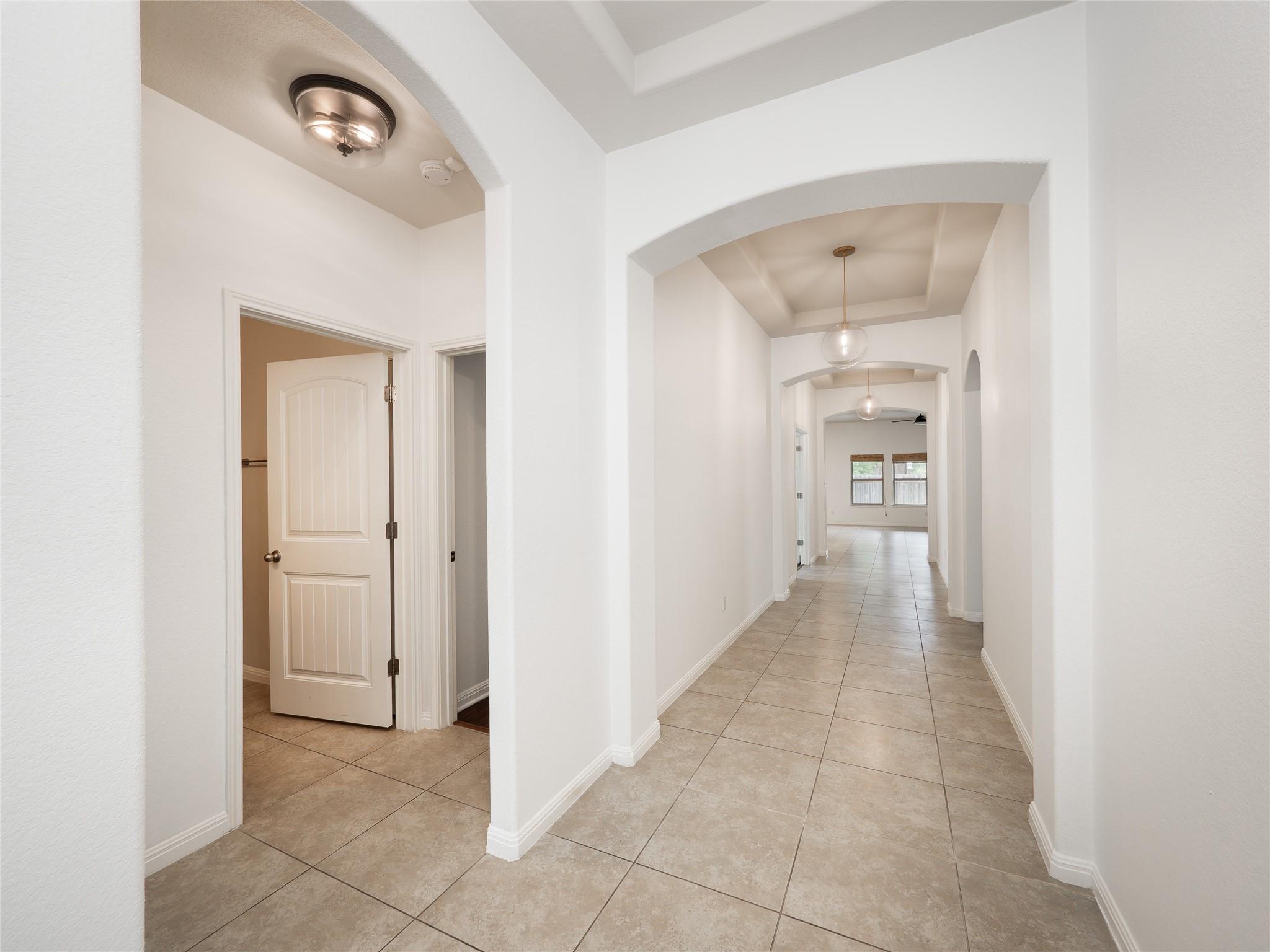 2822 Garlic Creek Dr, Buda, TX 78610