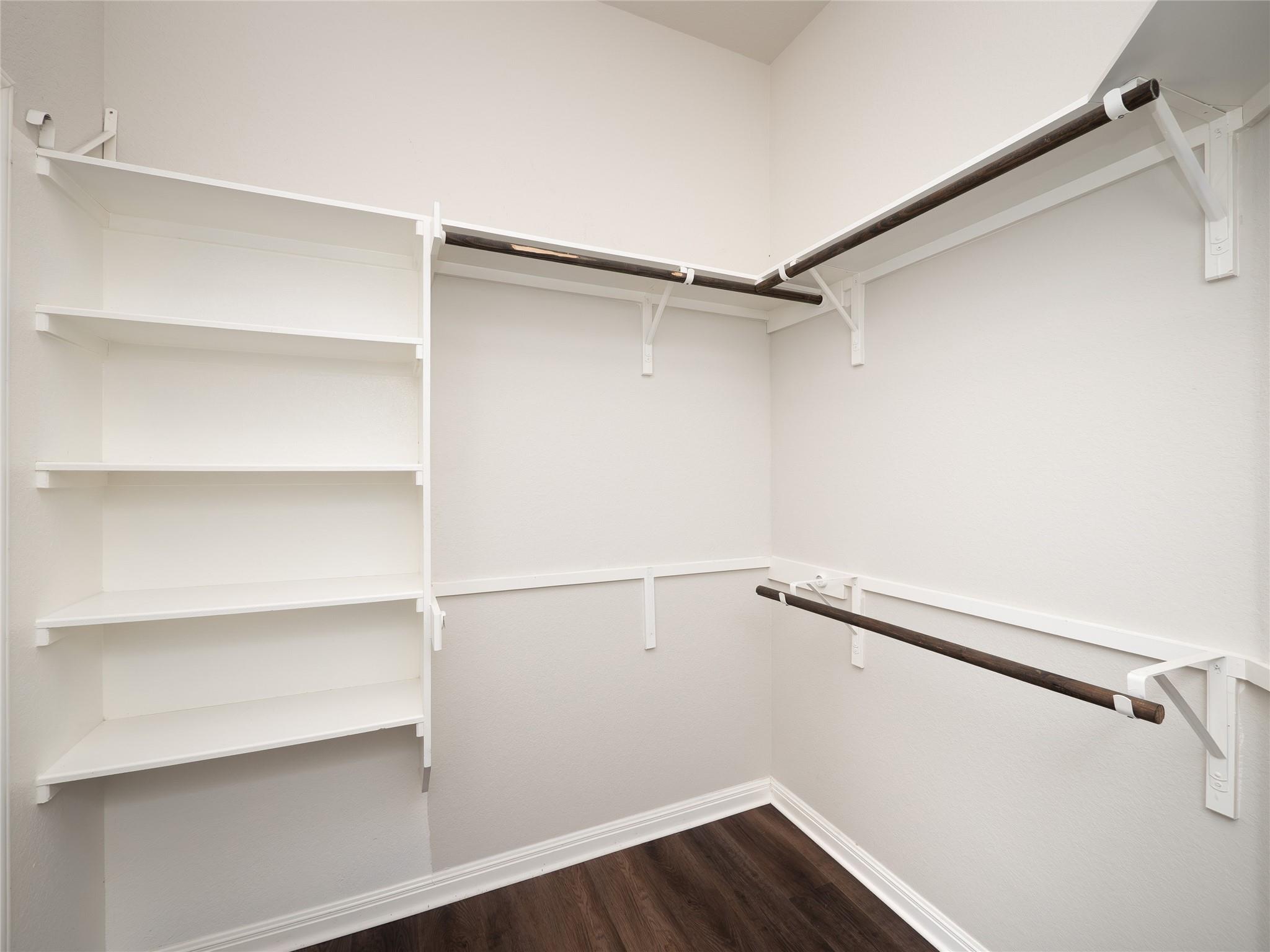 2822 Garlic Creek Dr, Buda, TX 78610