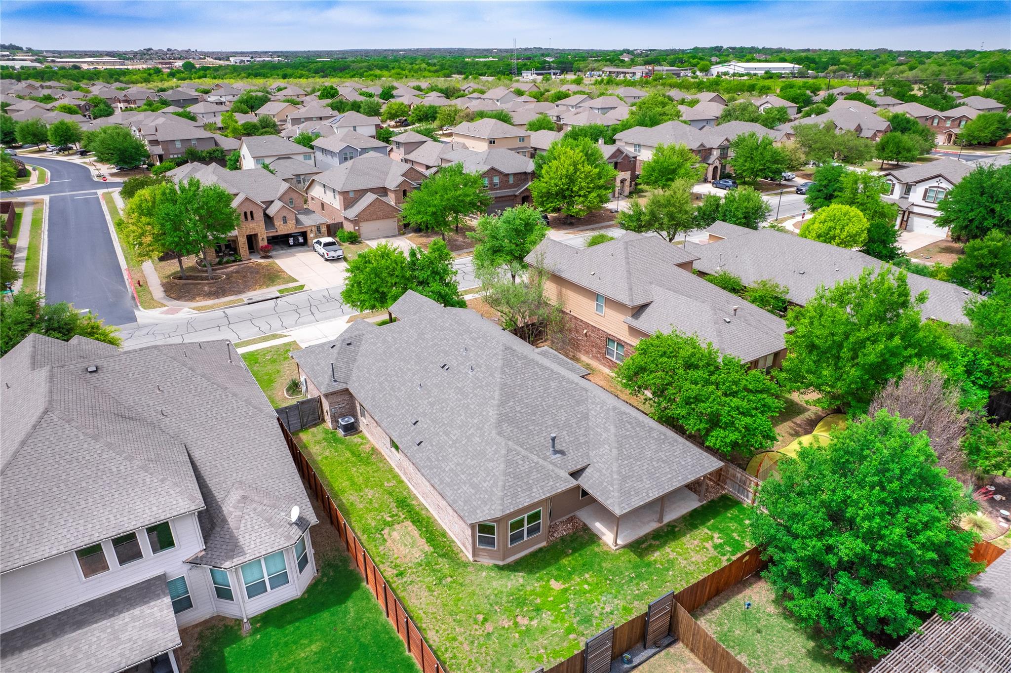 2822 Garlic Creek Dr, Buda, TX 78610