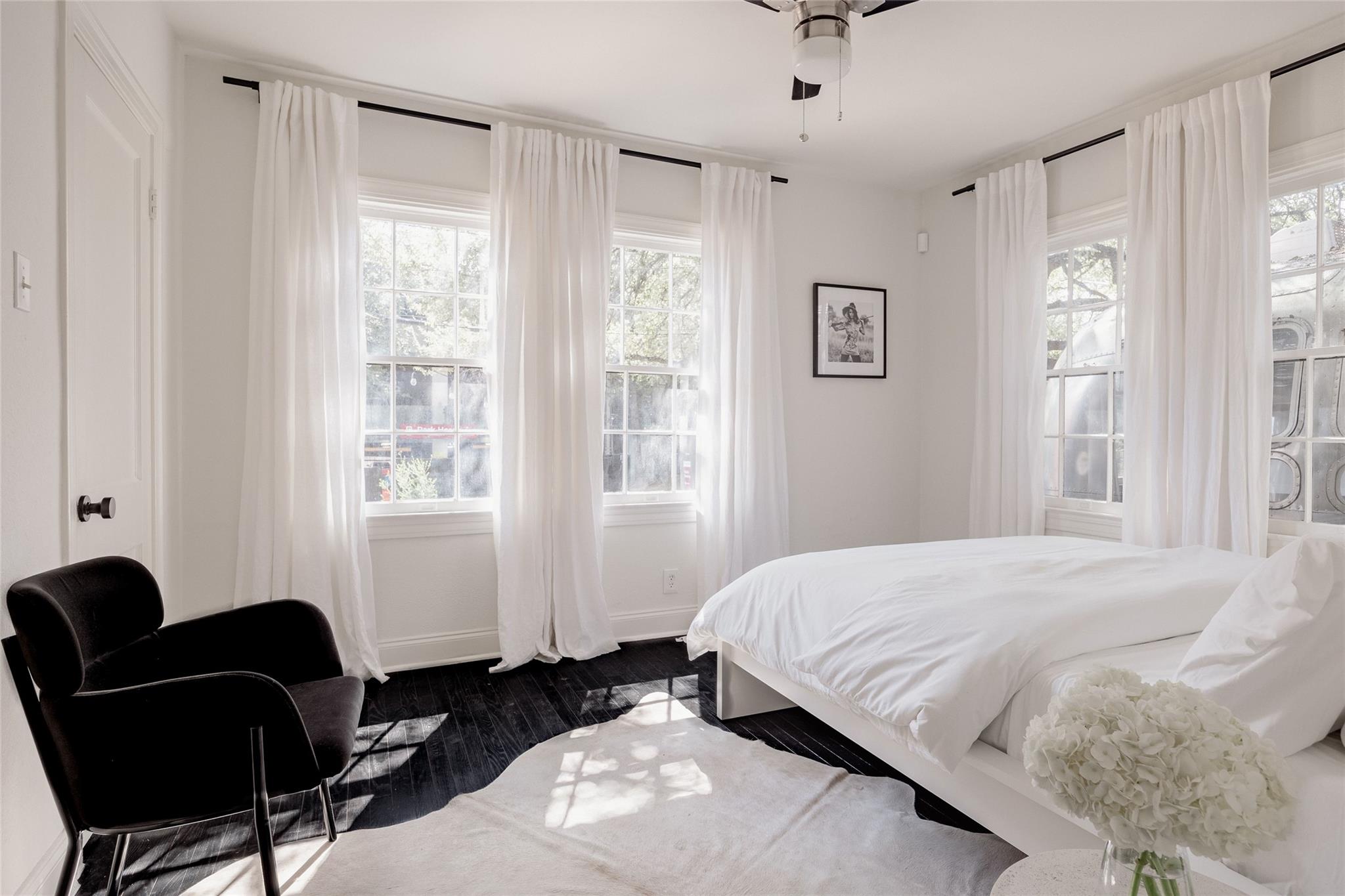 1404 Eva St, Austin, TX 78704