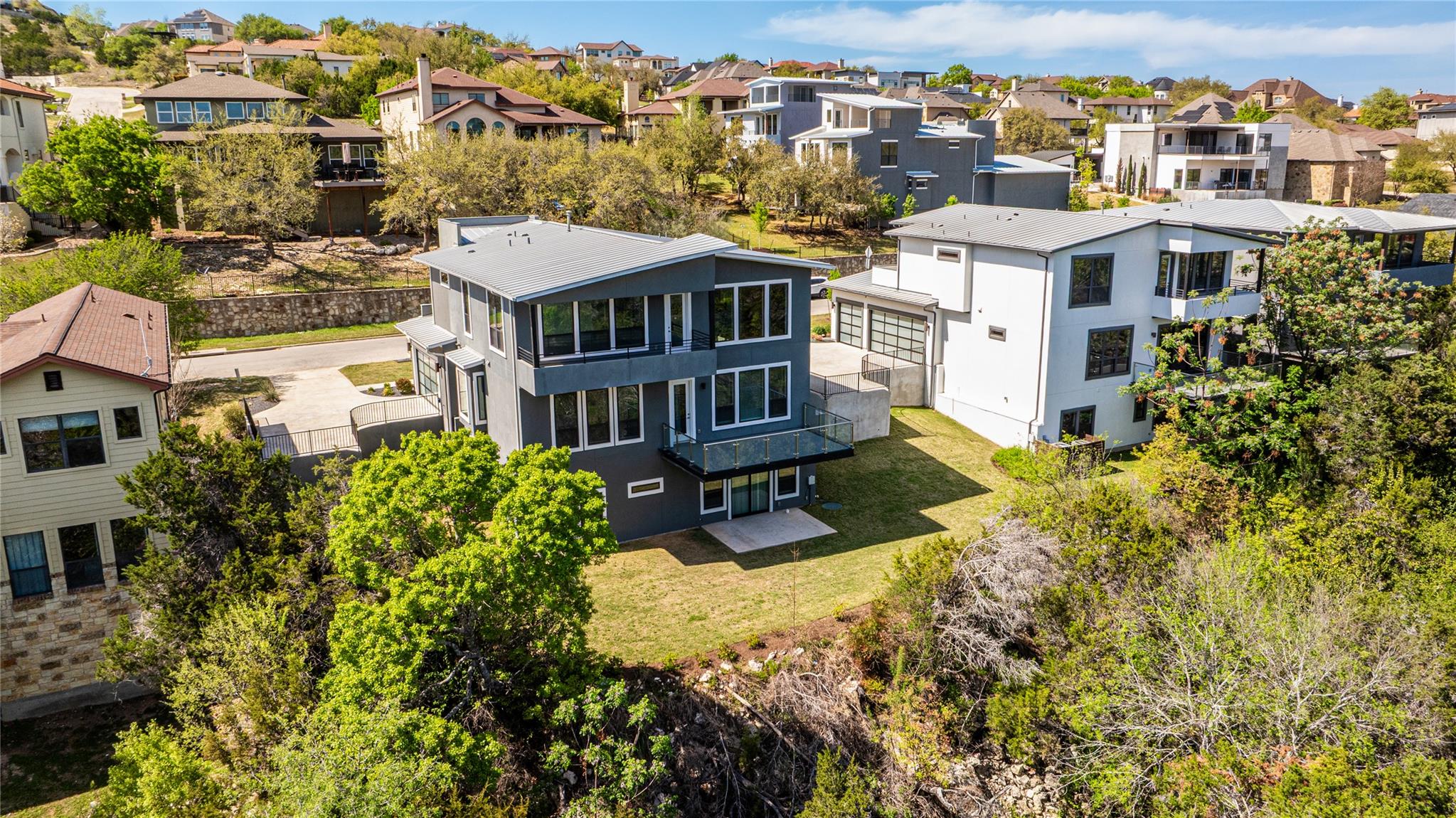 1006 Barrie Dr, Lakeway, TX 78734