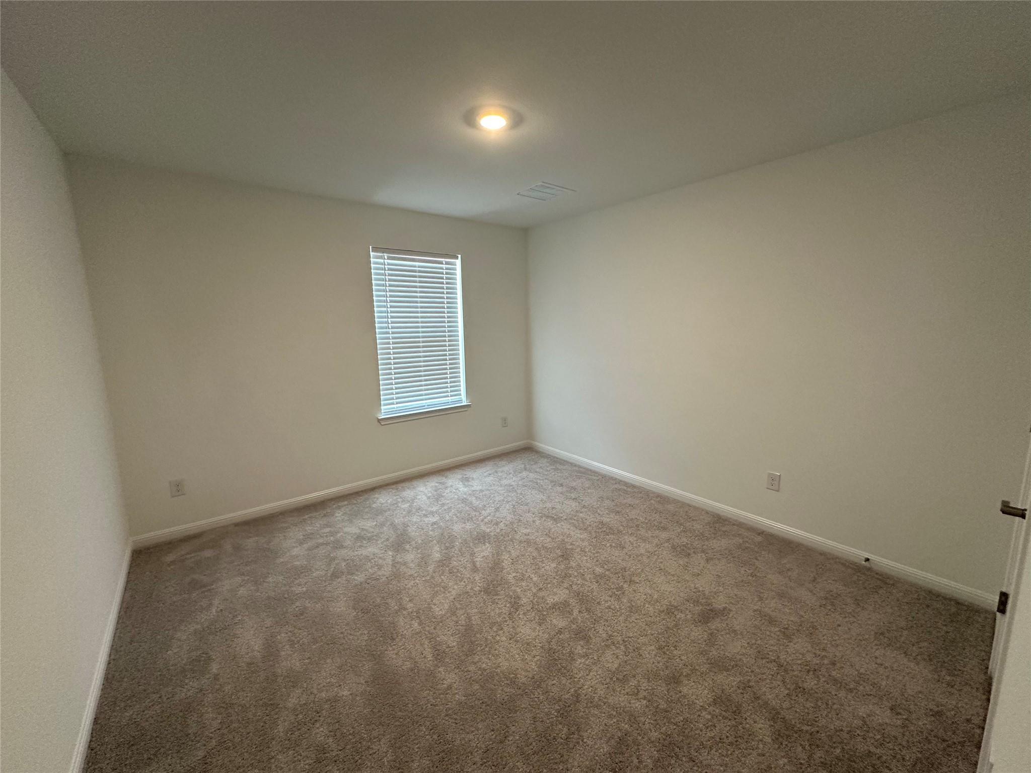 112 Diorite Dr, Liberty Hill, TX 78642