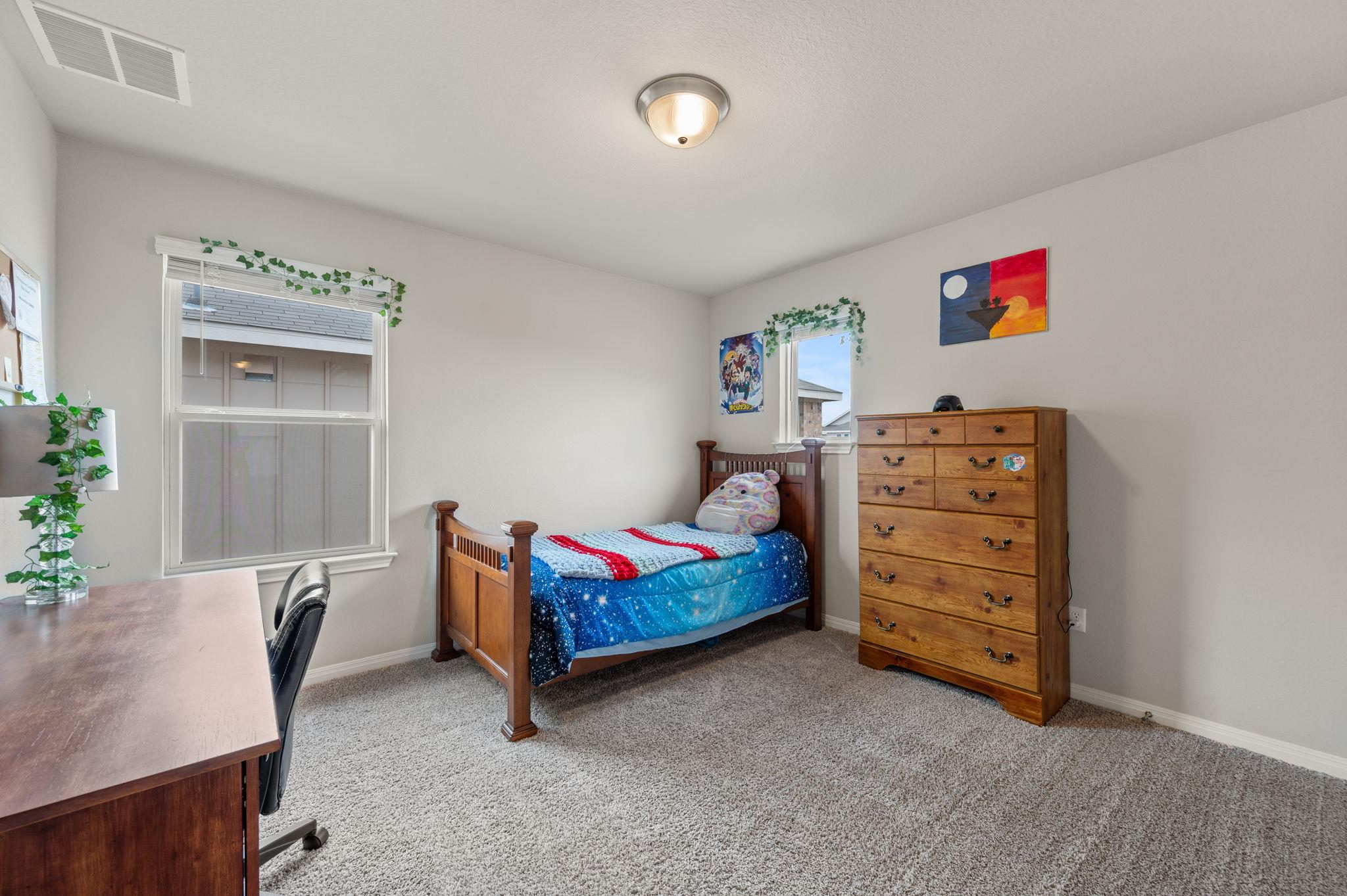 133 Outlaw Dr, Liberty Hill, TX 78642